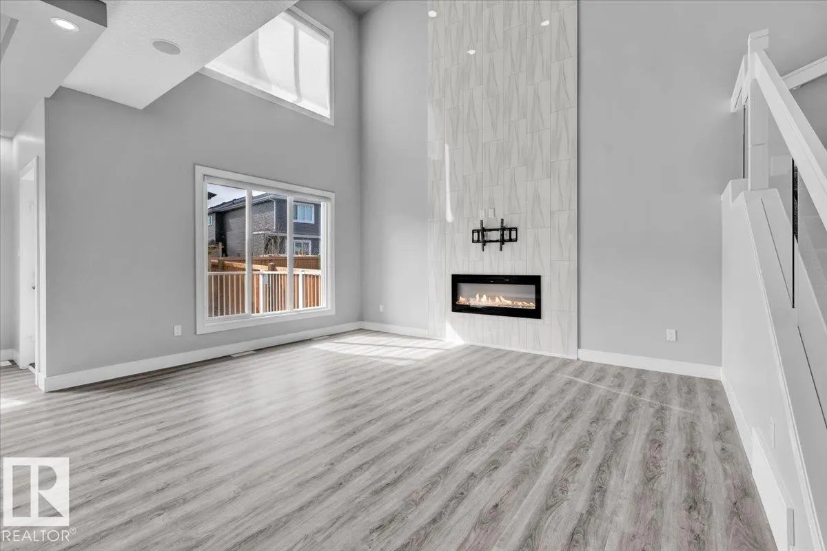 20883 131 AV NW