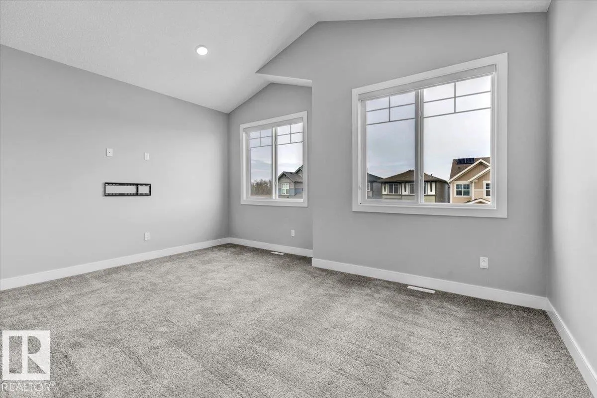 20883 131 AV NW