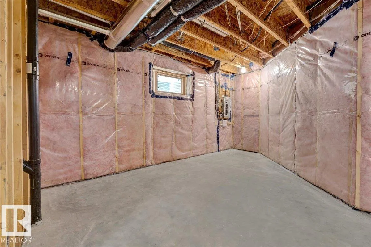 20883 131 AV NW