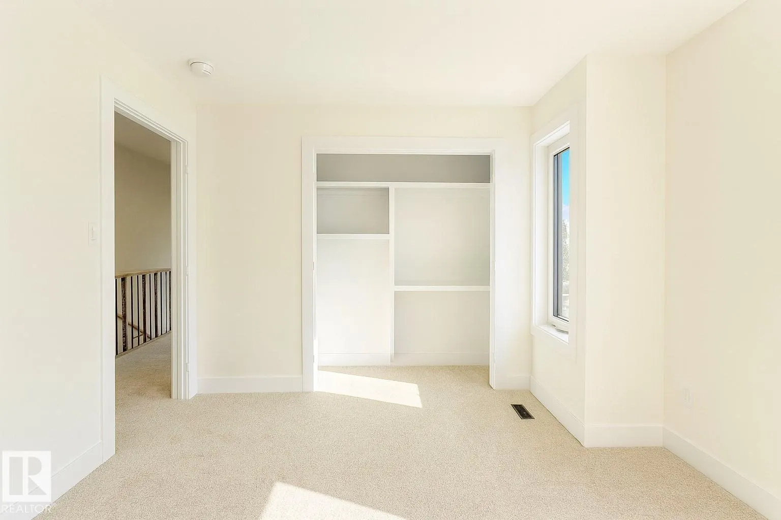 5304 104A ST NW