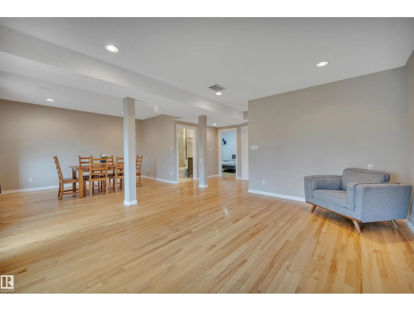 17632 87 ST NW