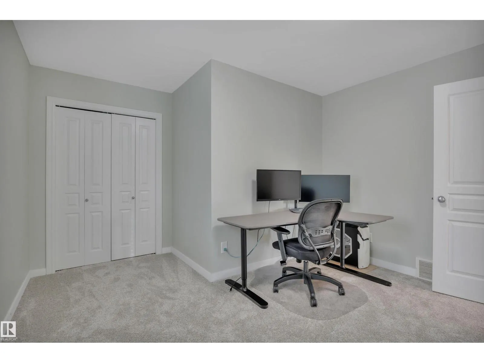 17632 87 ST NW