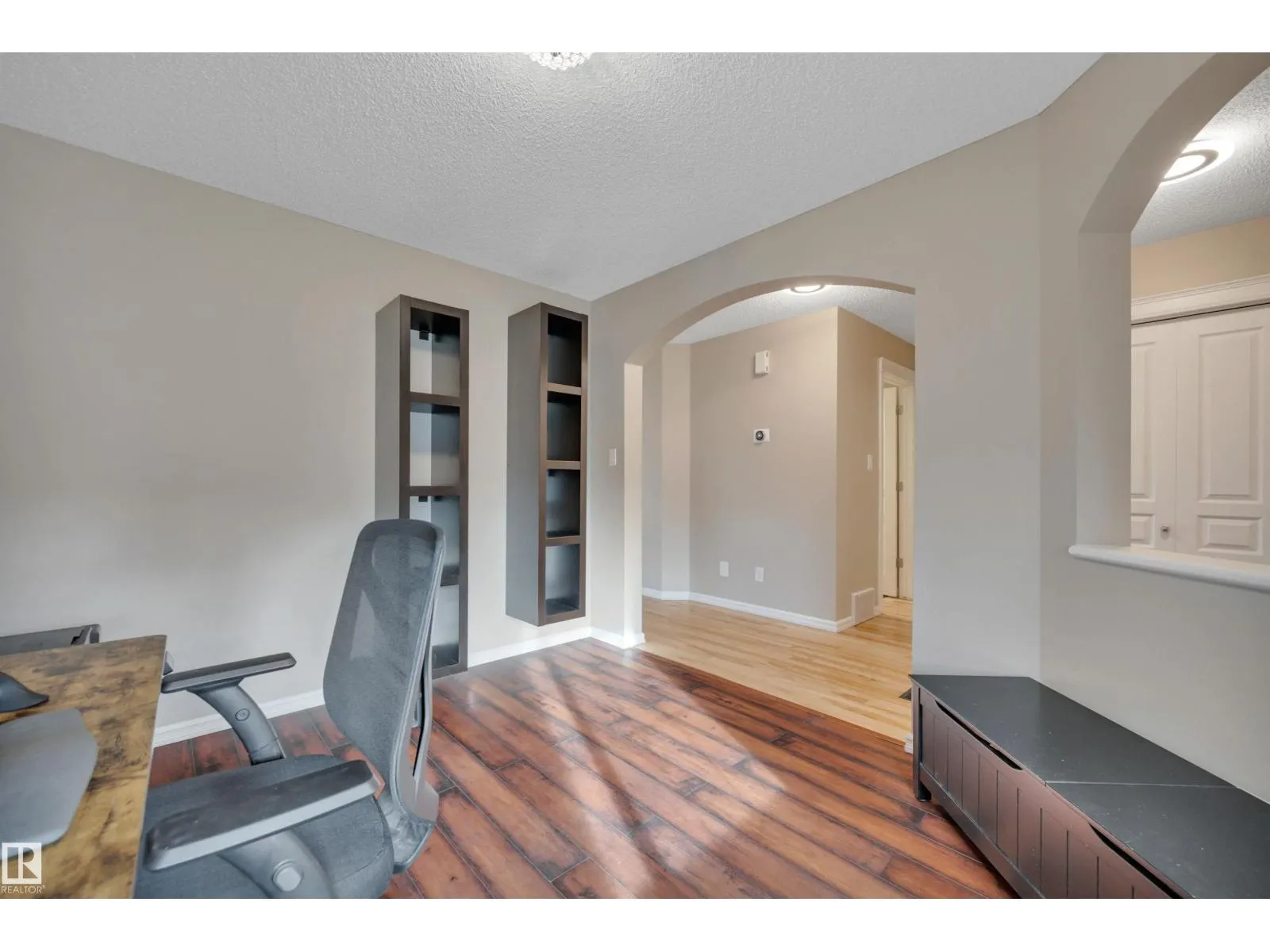 17632 87 ST NW
