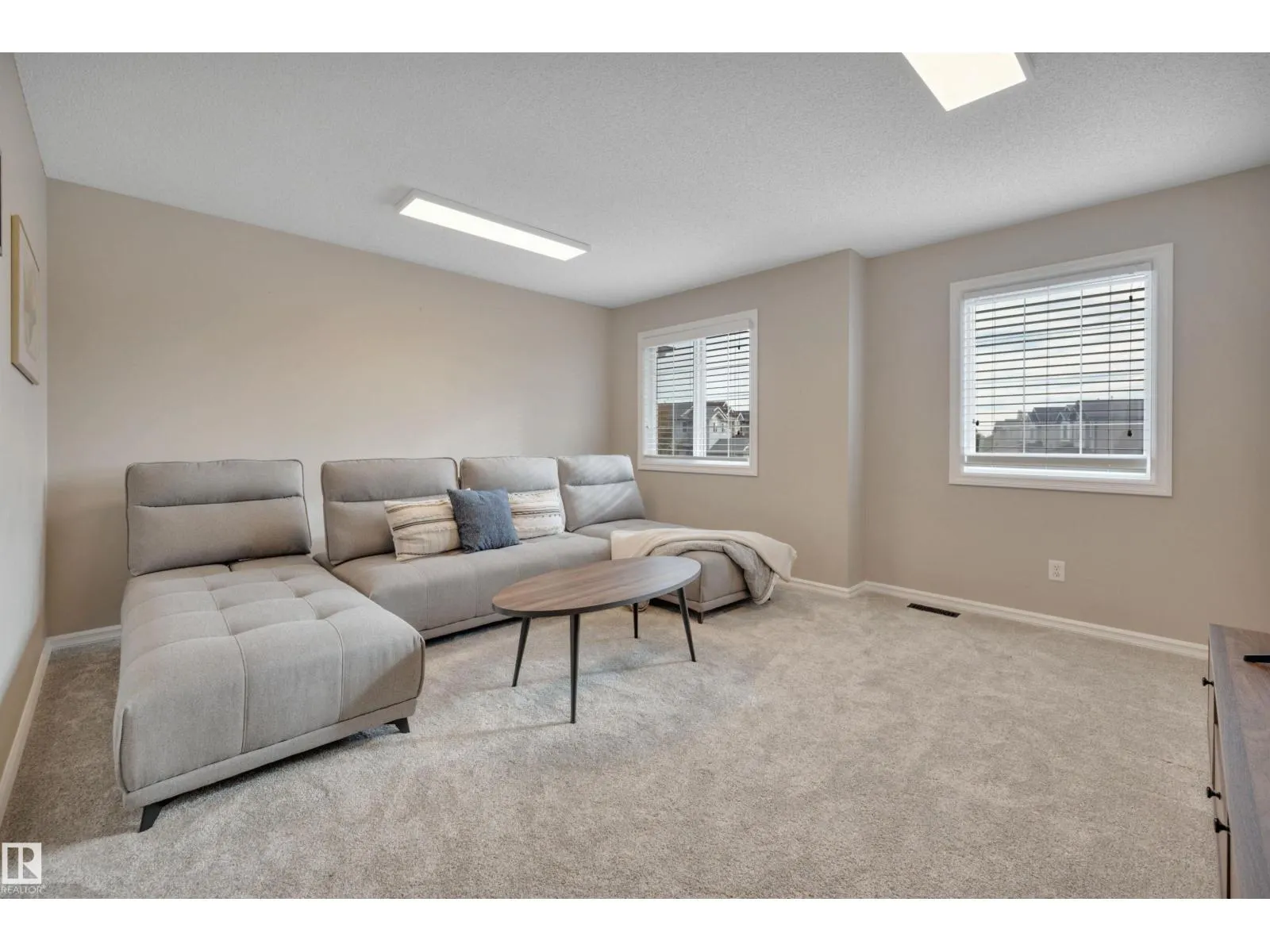 17632 87 ST NW