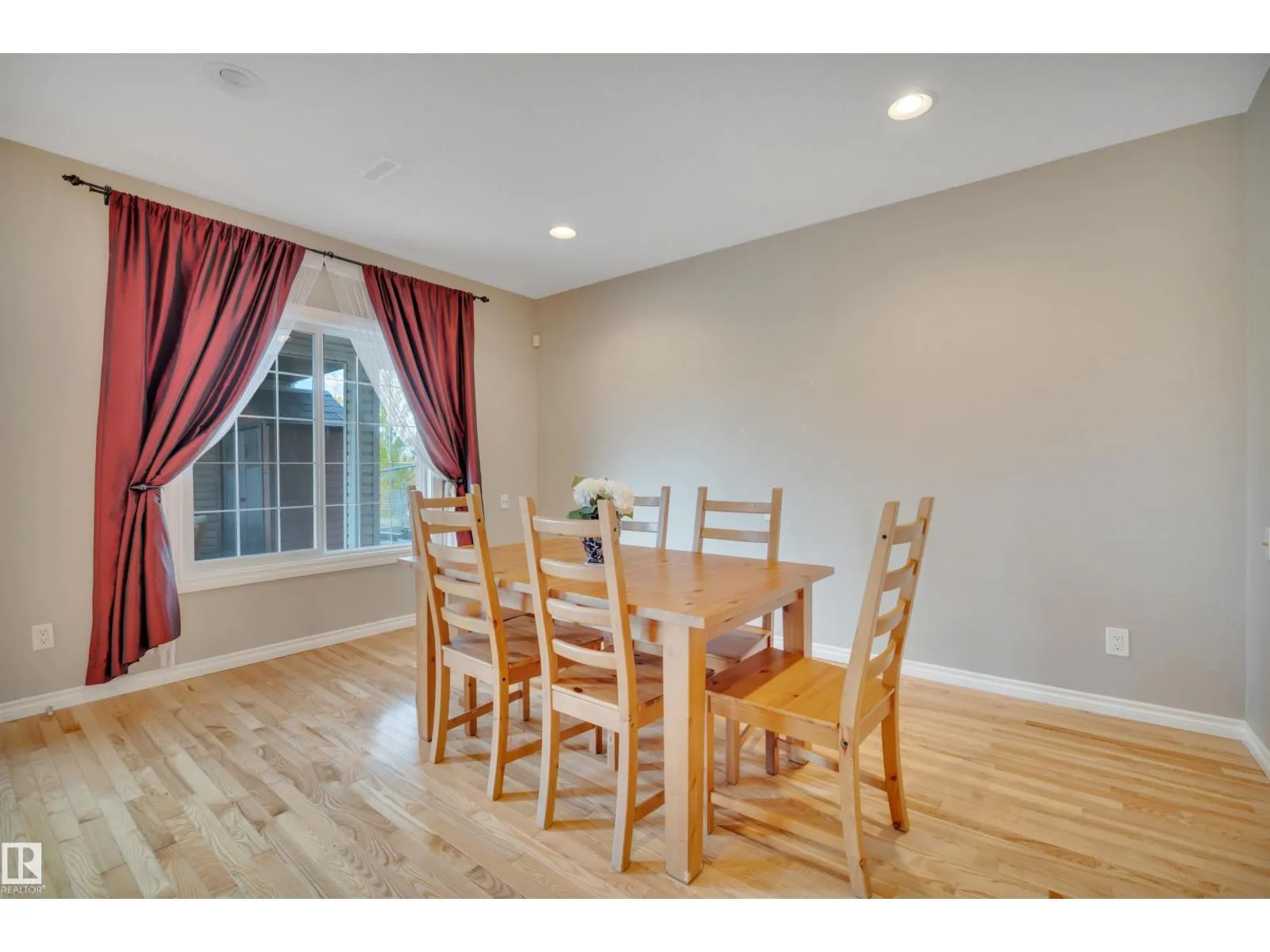 17632 87 ST NW