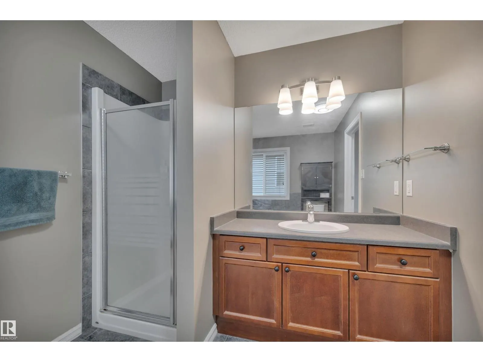 17632 87 ST NW
