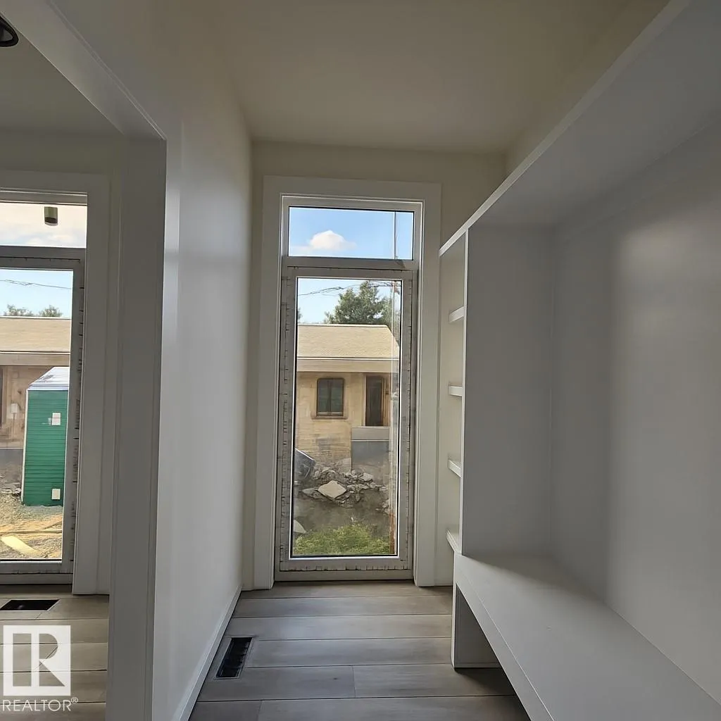 5306 104A ST NW