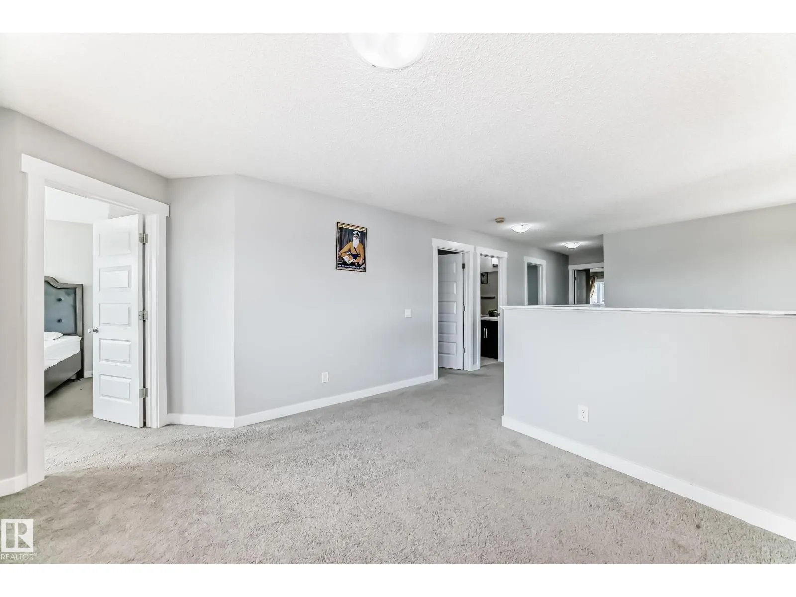 1452 30 ST NW