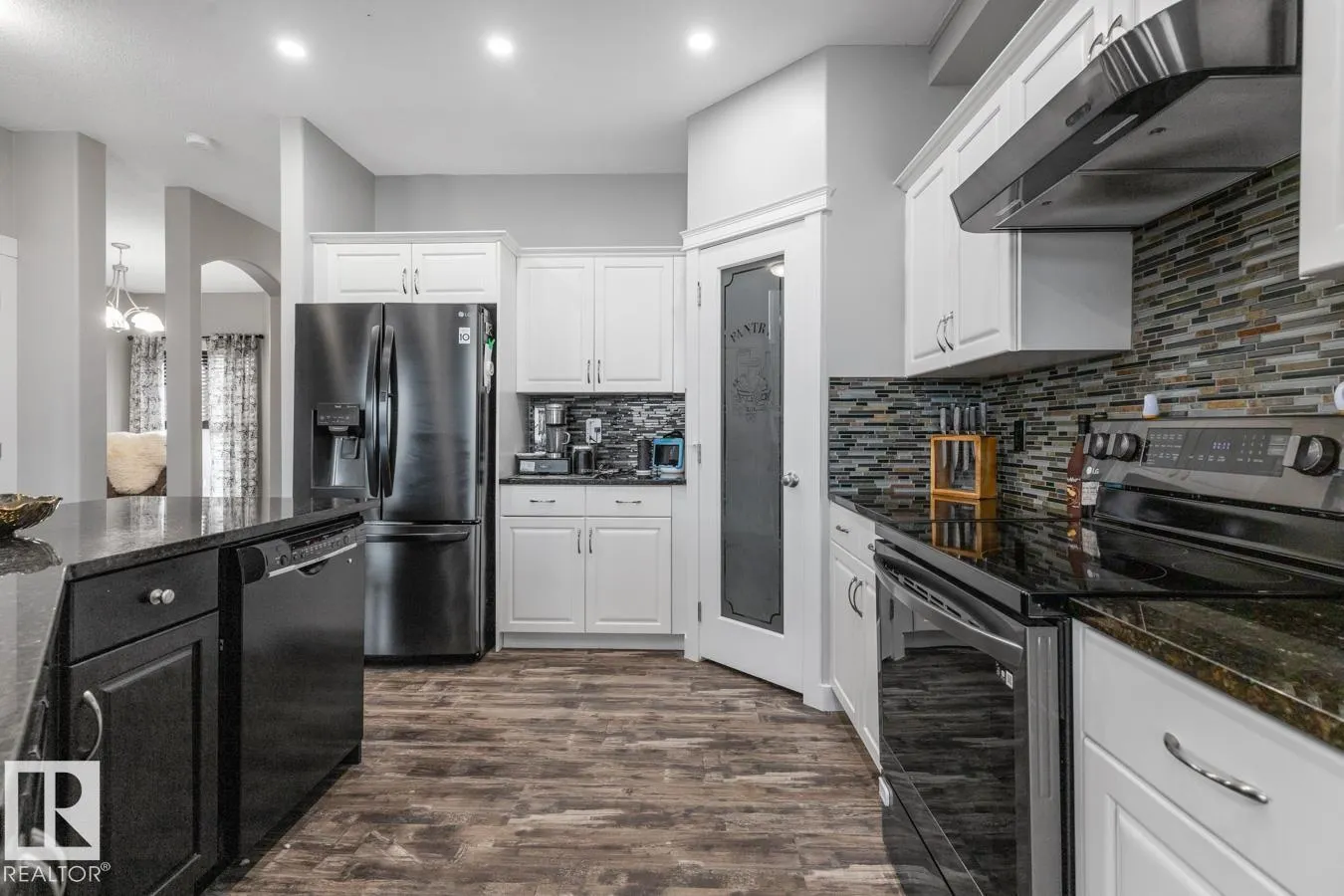612 SUNCREST WY
