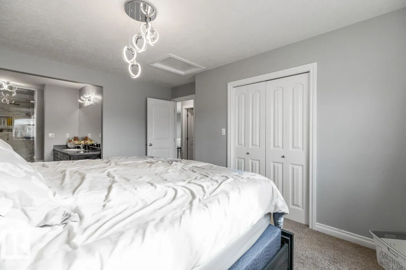 612 SUNCREST WY