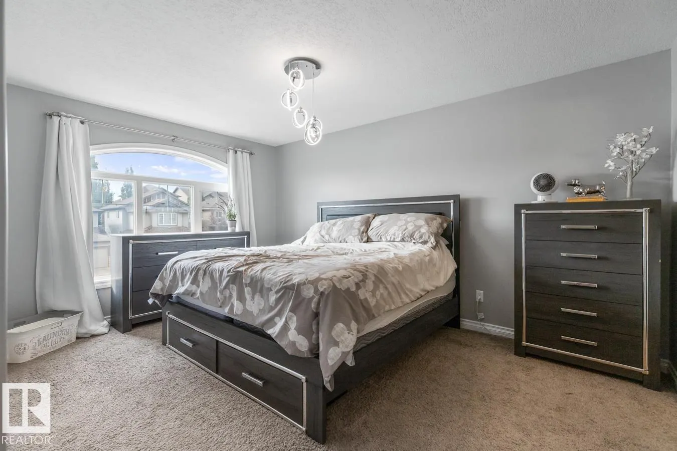 612 SUNCREST WY