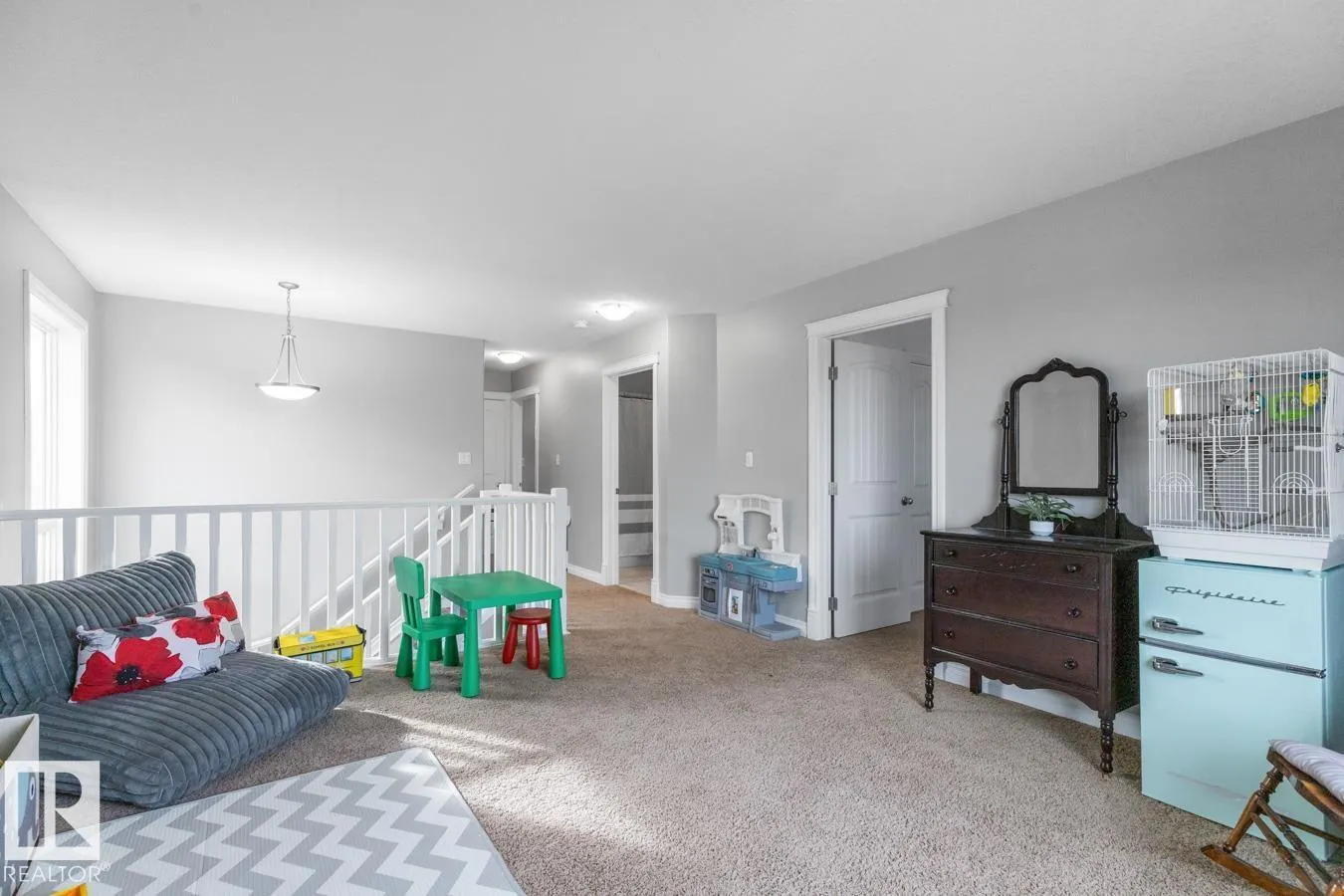 612 SUNCREST WY