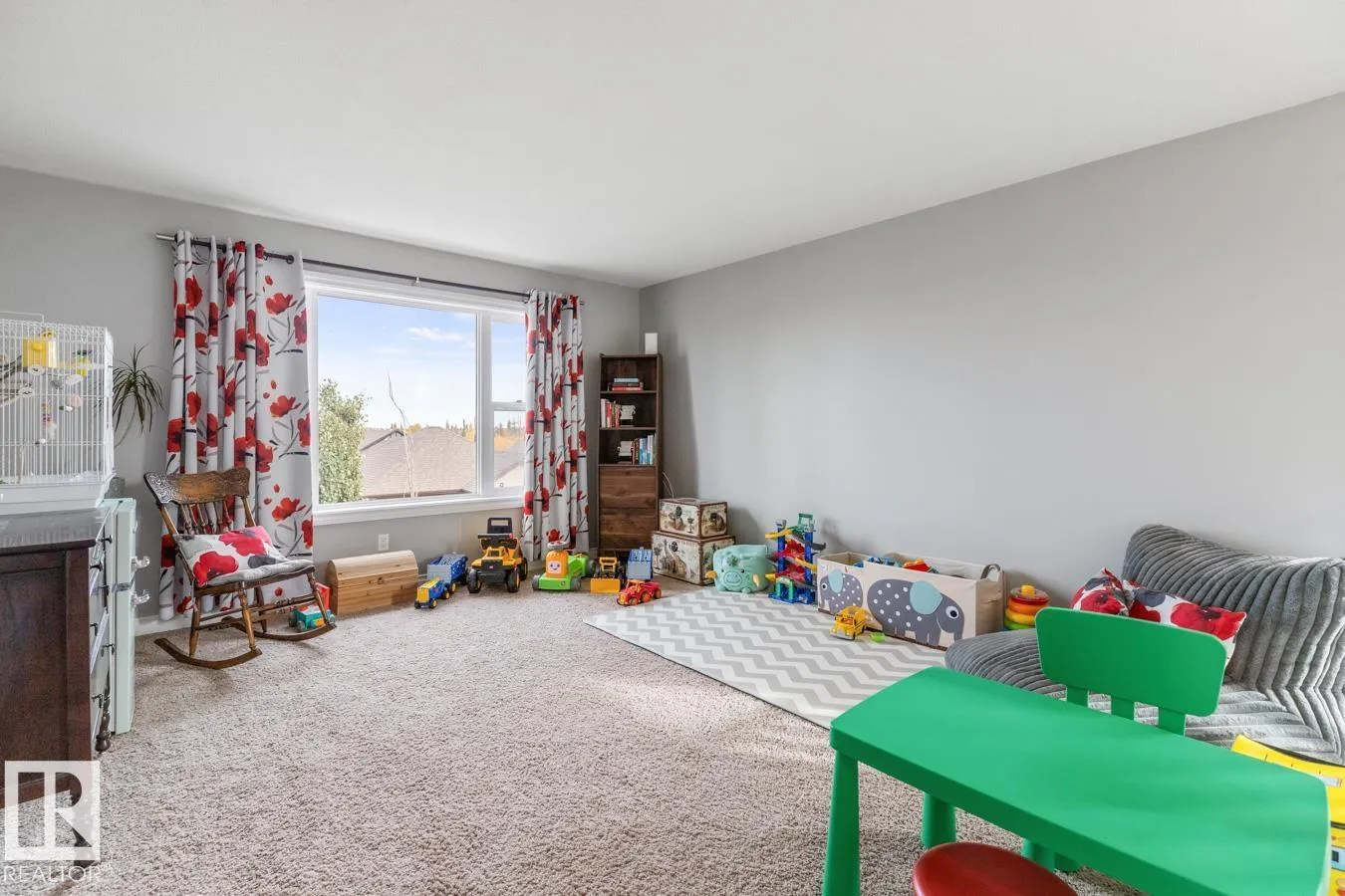 612 SUNCREST WY