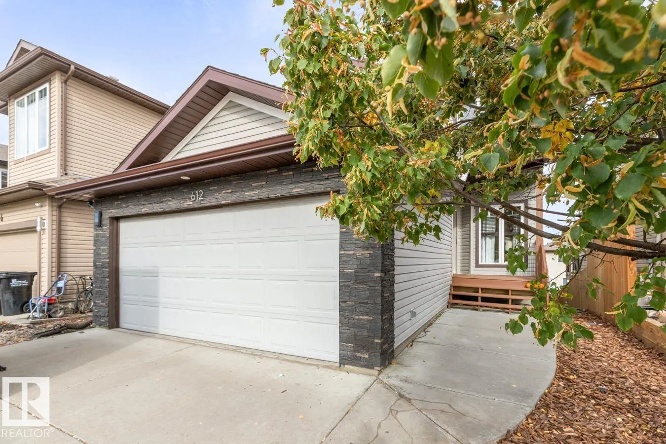 612 SUNCREST WY