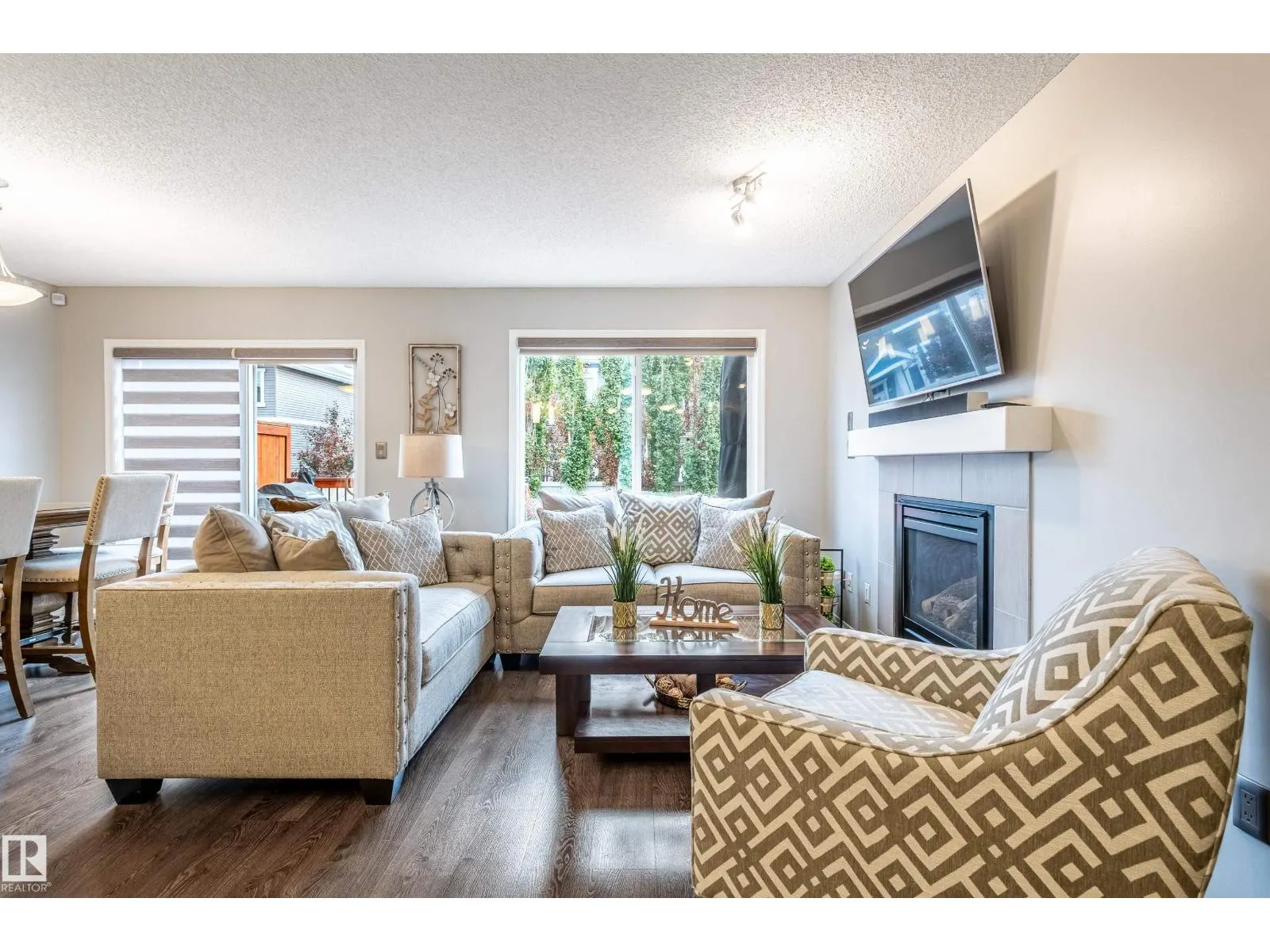 1737 Chapman WY SW