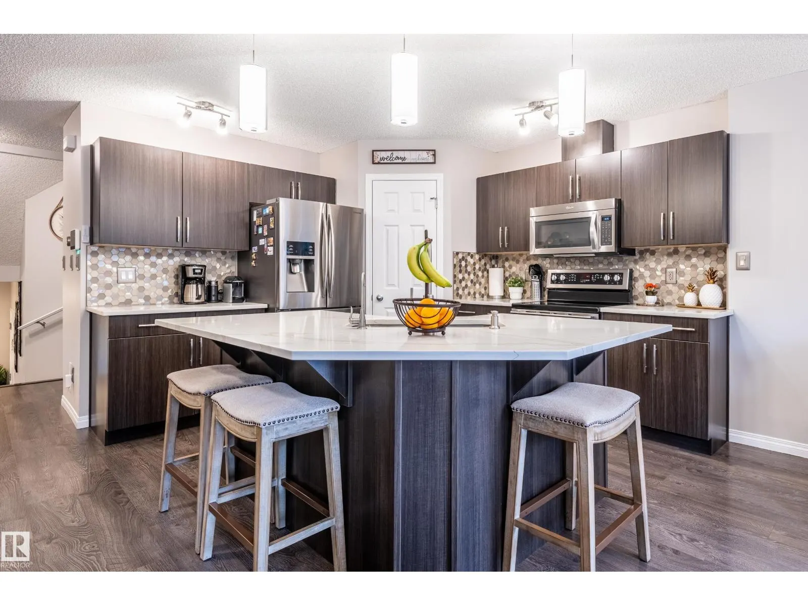 1737 Chapman WY SW