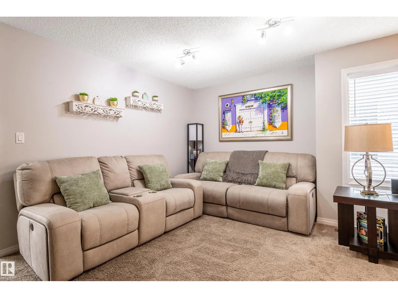 1737 Chapman WY SW