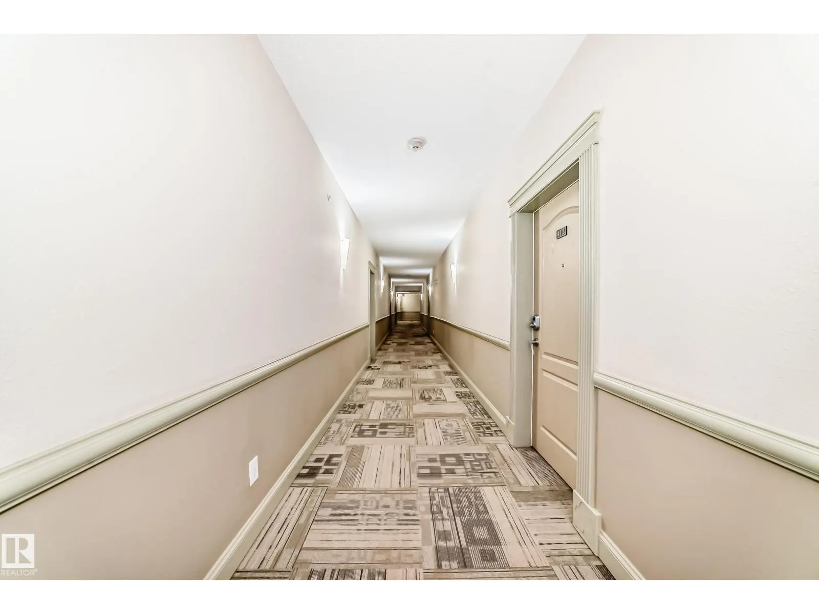 #412 271 CHARLOTTE WY