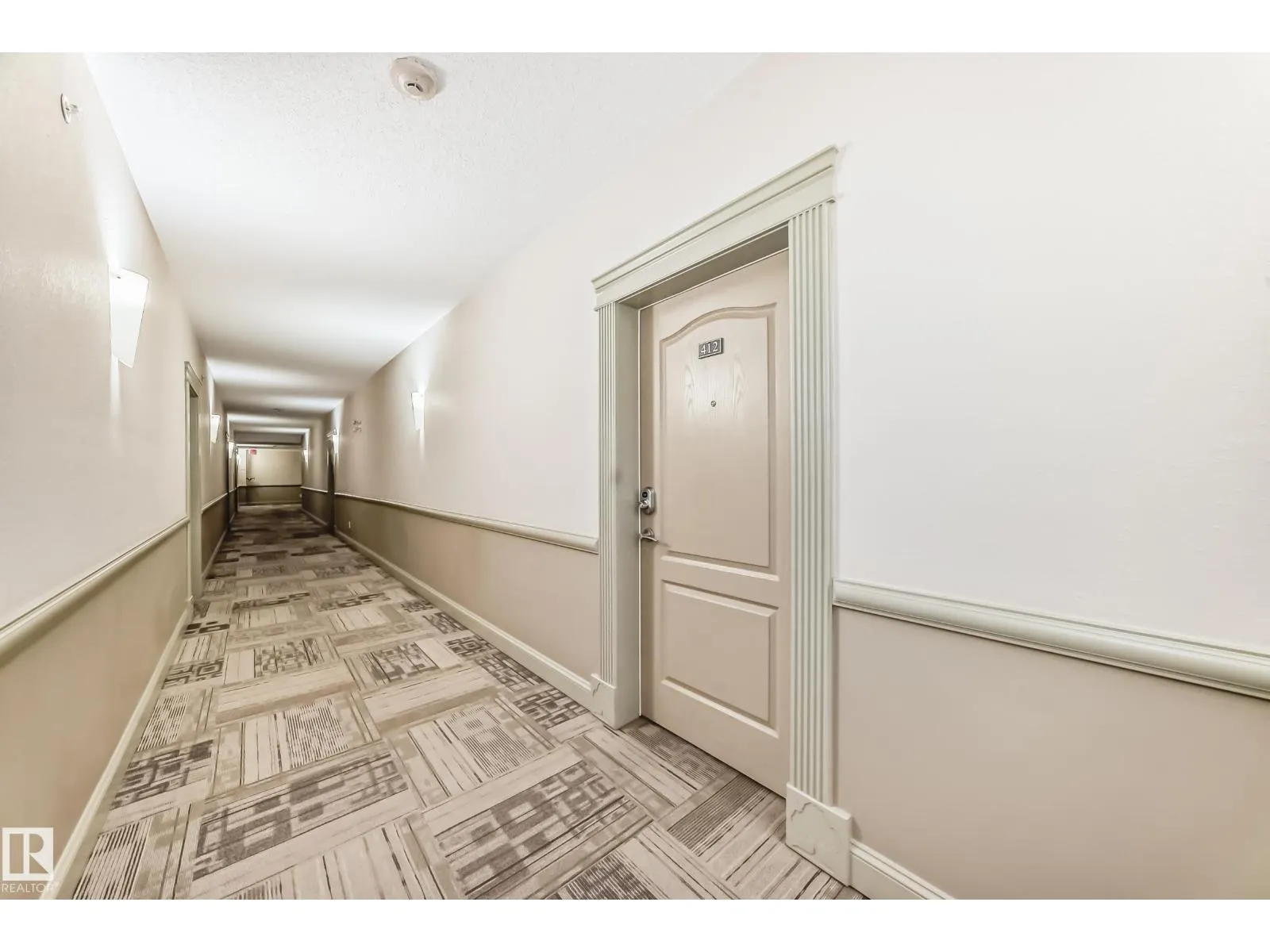 #412 271 CHARLOTTE WY