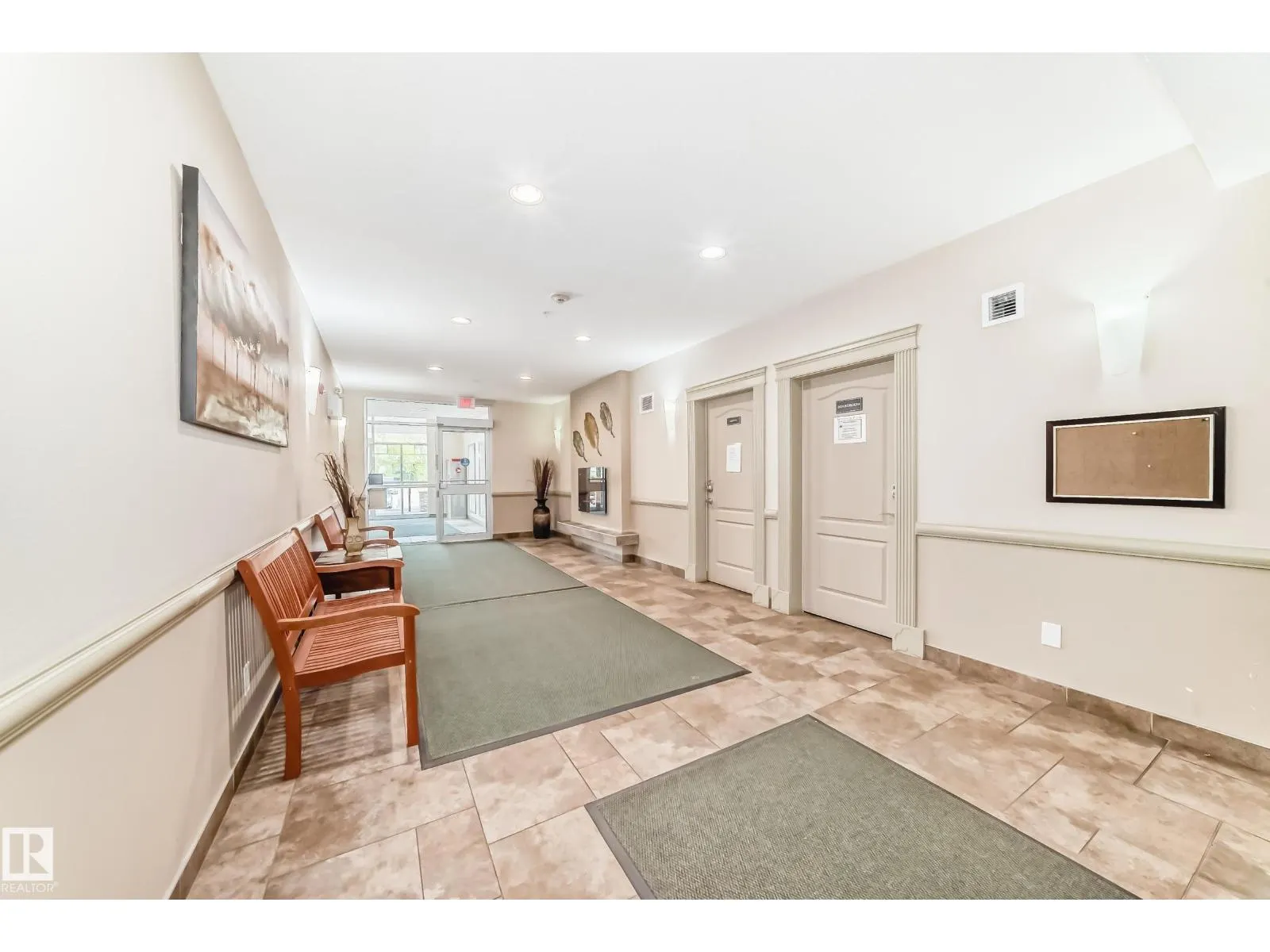 #412 271 CHARLOTTE WY