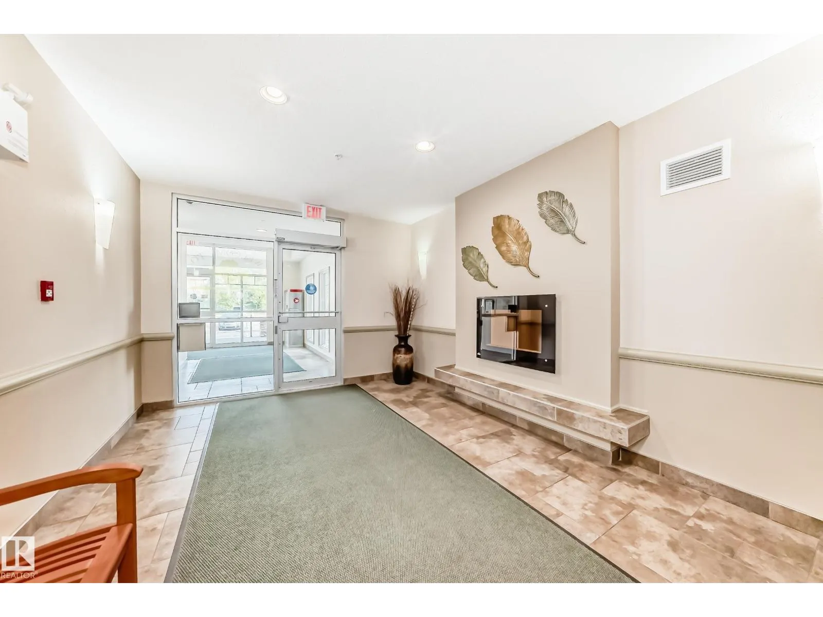 #412 271 CHARLOTTE WY