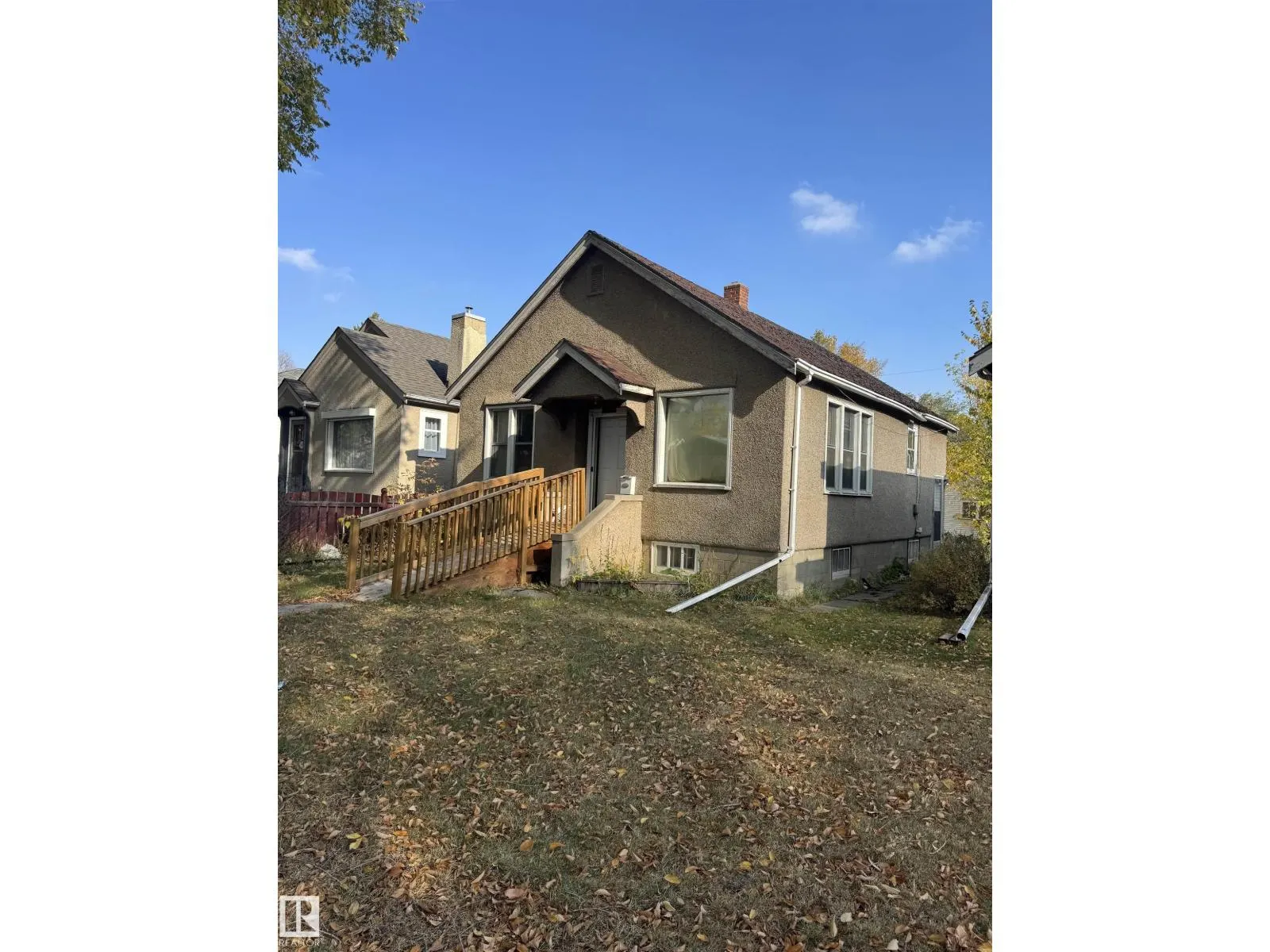11921 95 ST NW
