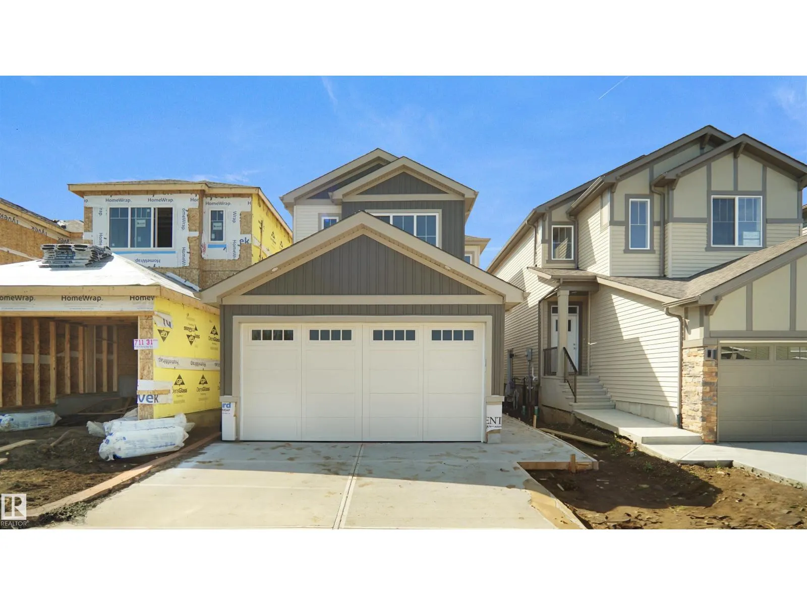 711 31 AV NW