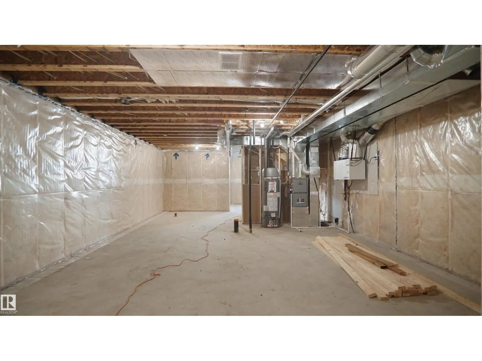 711 31 AV NW