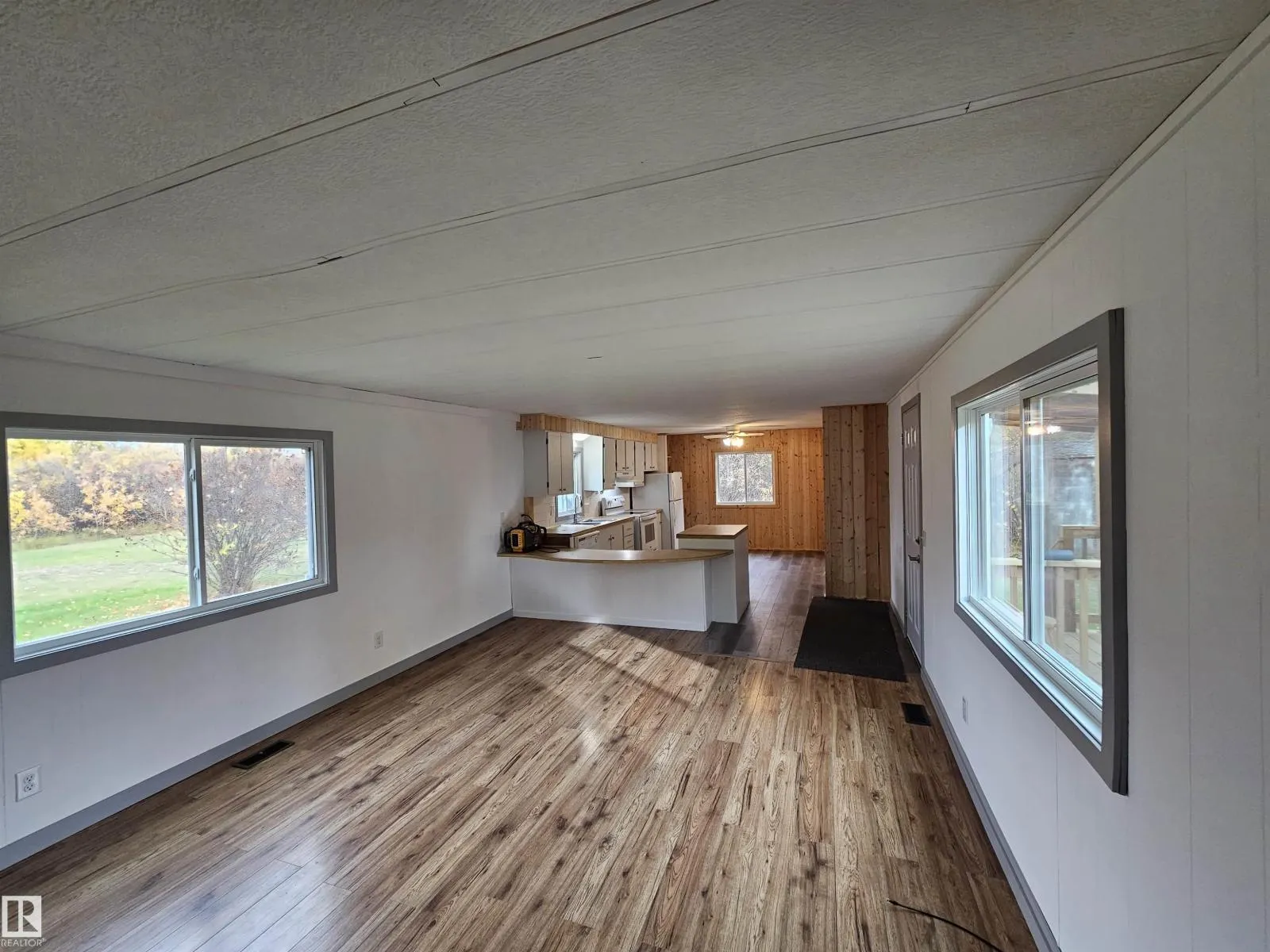 #46 54222 RGE ROAD 25
