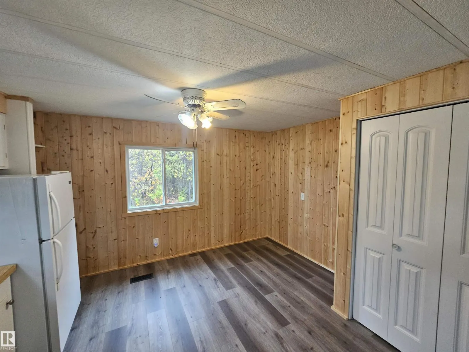 #46 54222 RGE ROAD 25