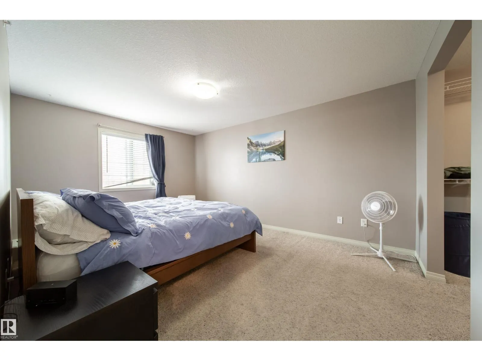 #401 4903 47 AV