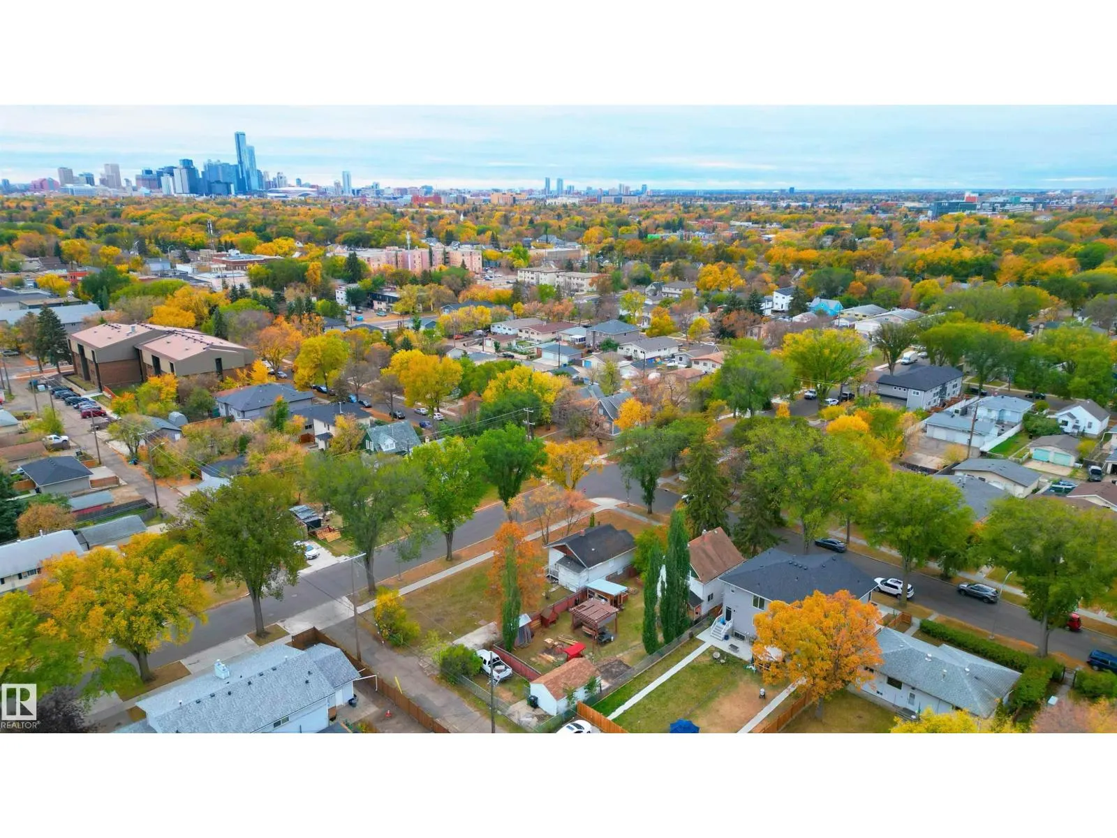12001 88 ST NW