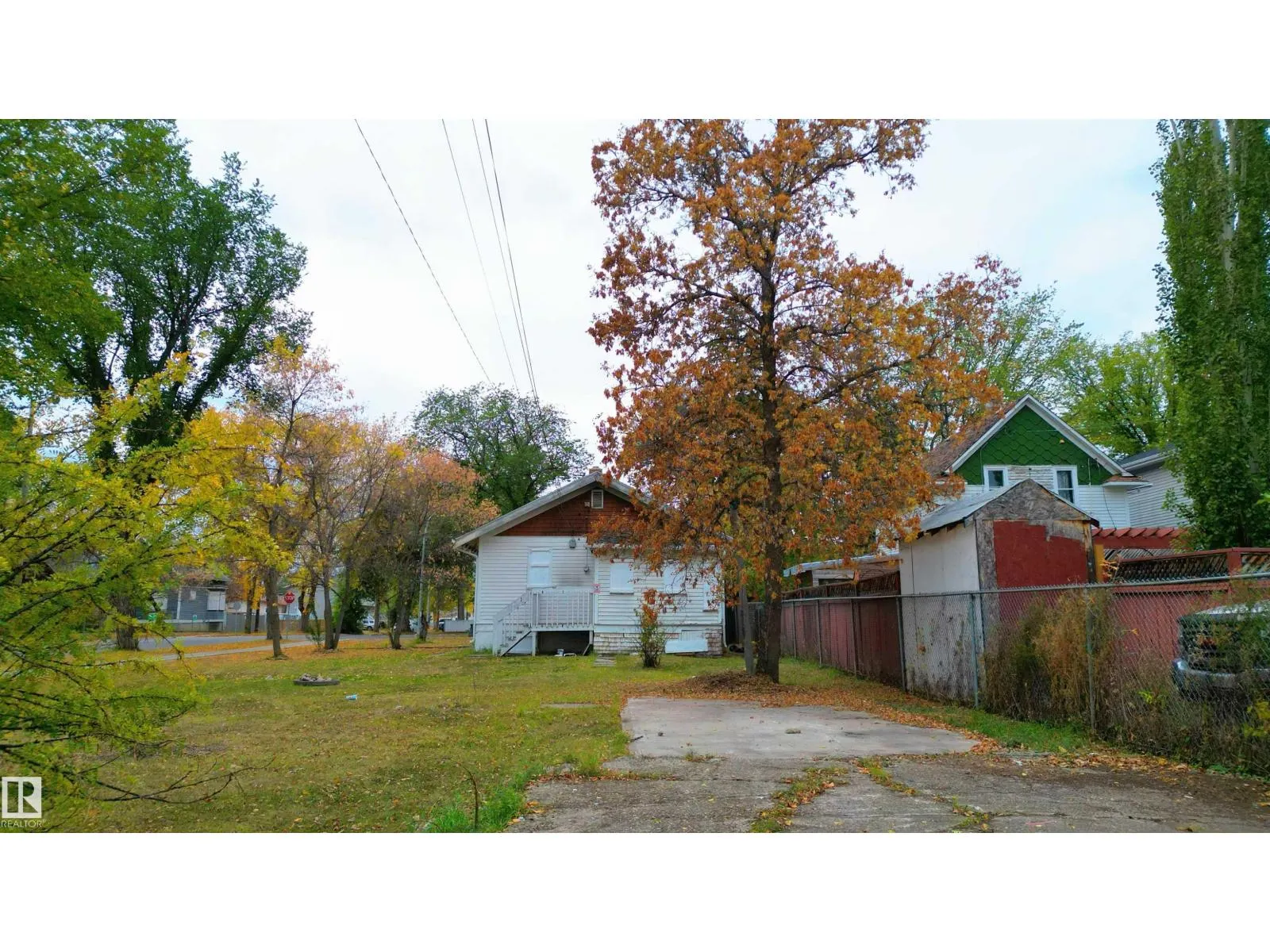 12001 88 ST NW