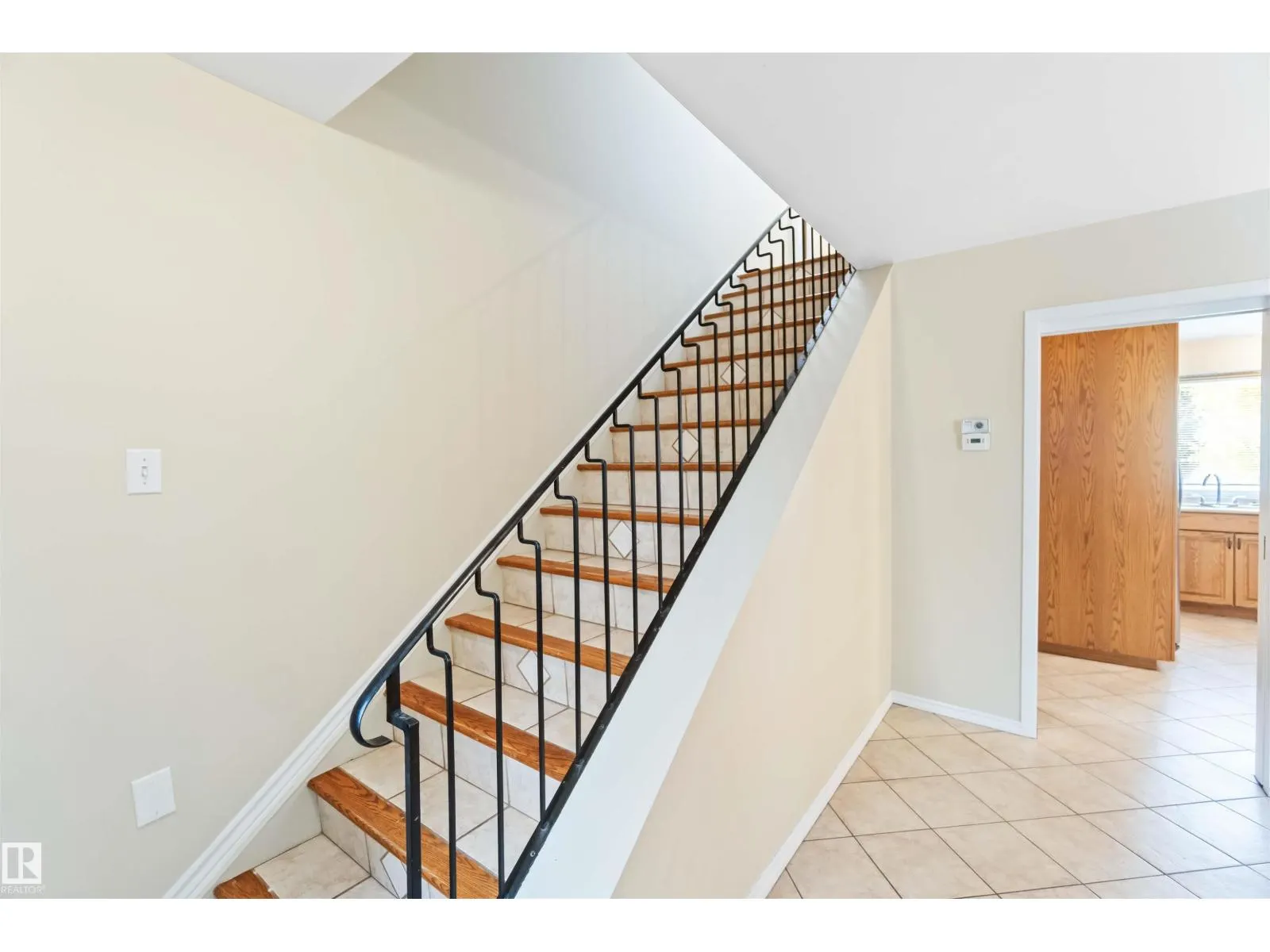 9000 168 ST NW