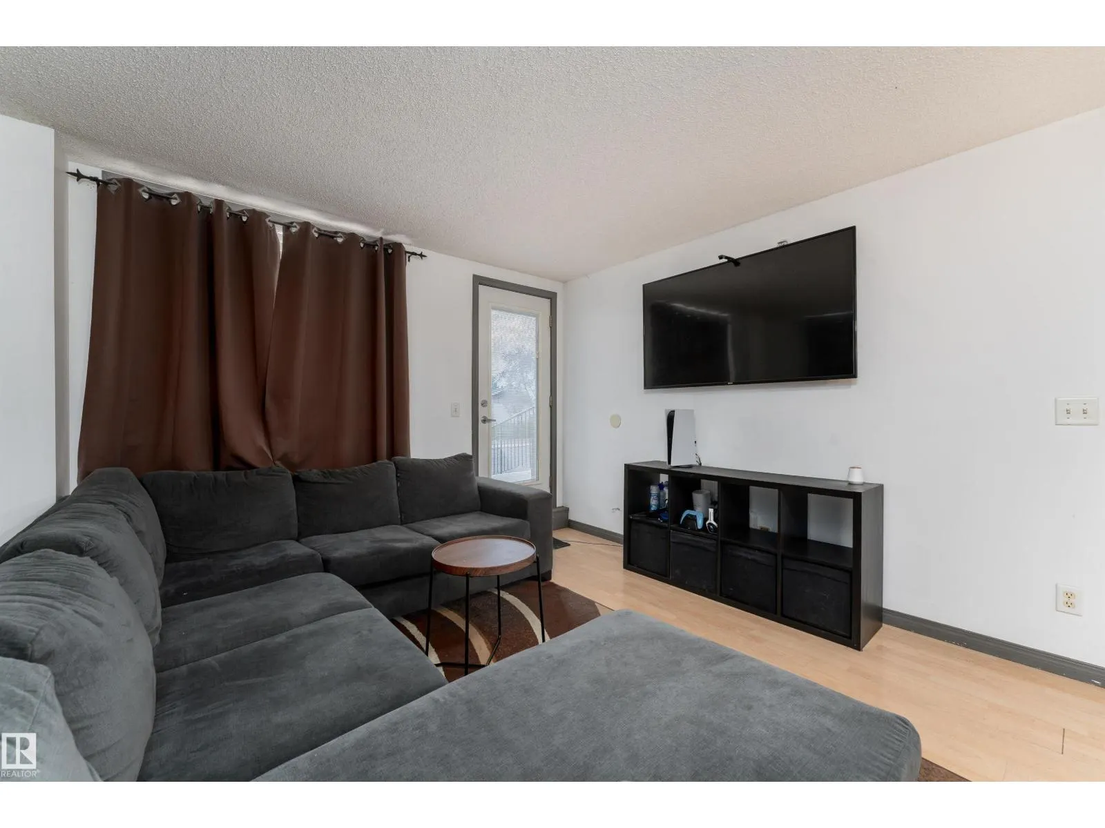 #101 6220 134 AV NW