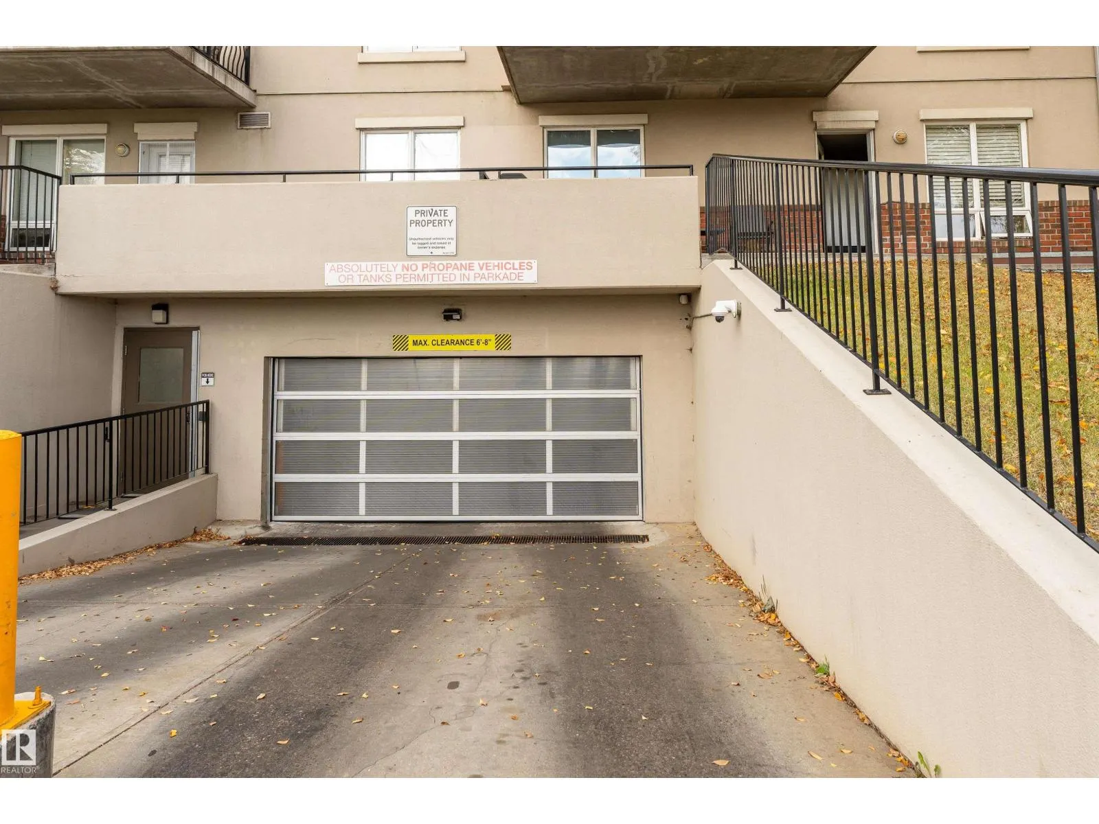 #101 6220 134 AV NW