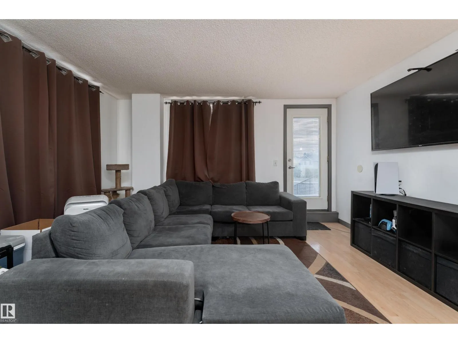 #101 6220 134 AV NW