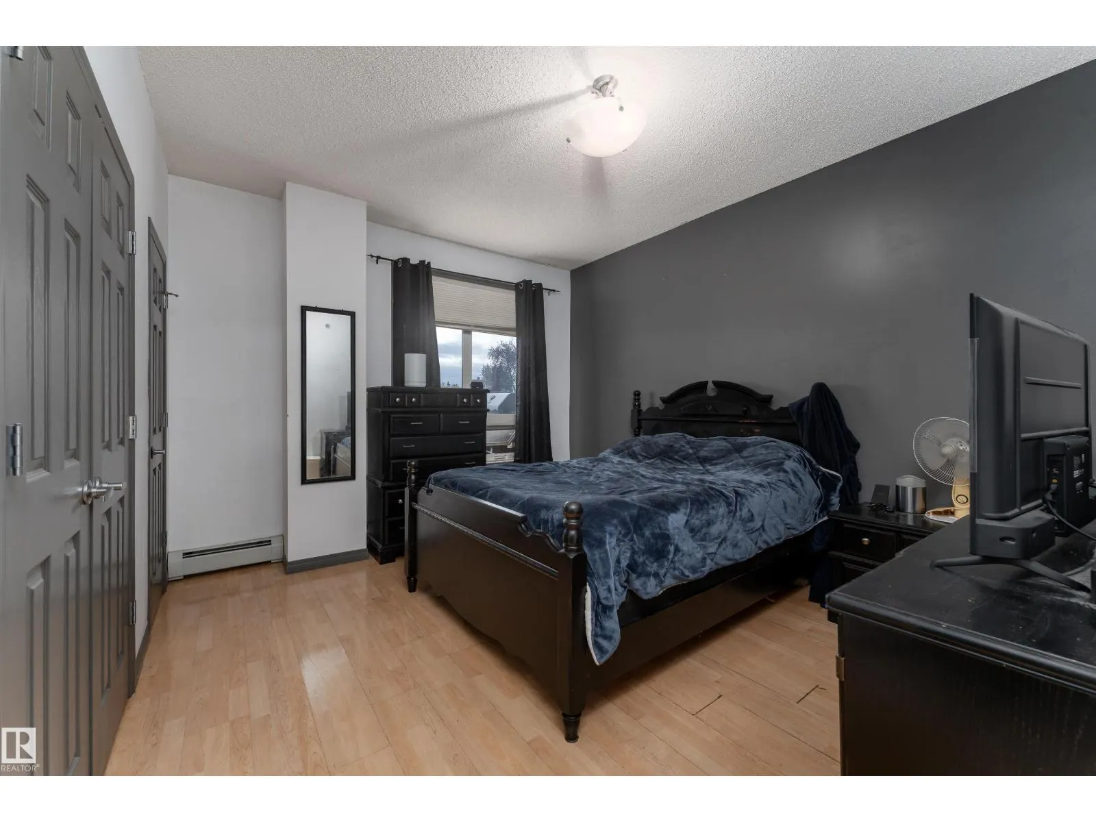#101 6220 134 AV NW
