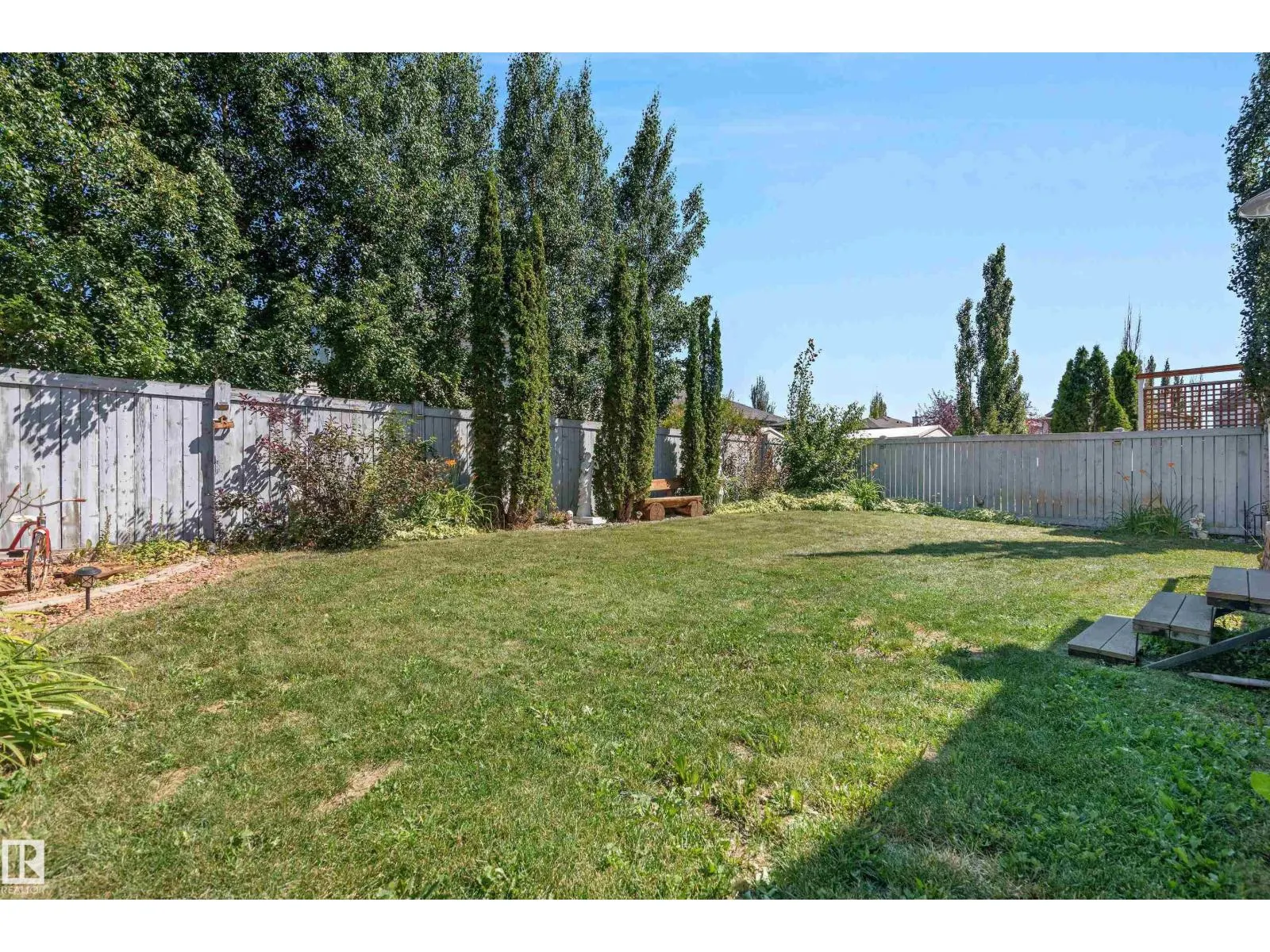 356 CALDERON CR NW
