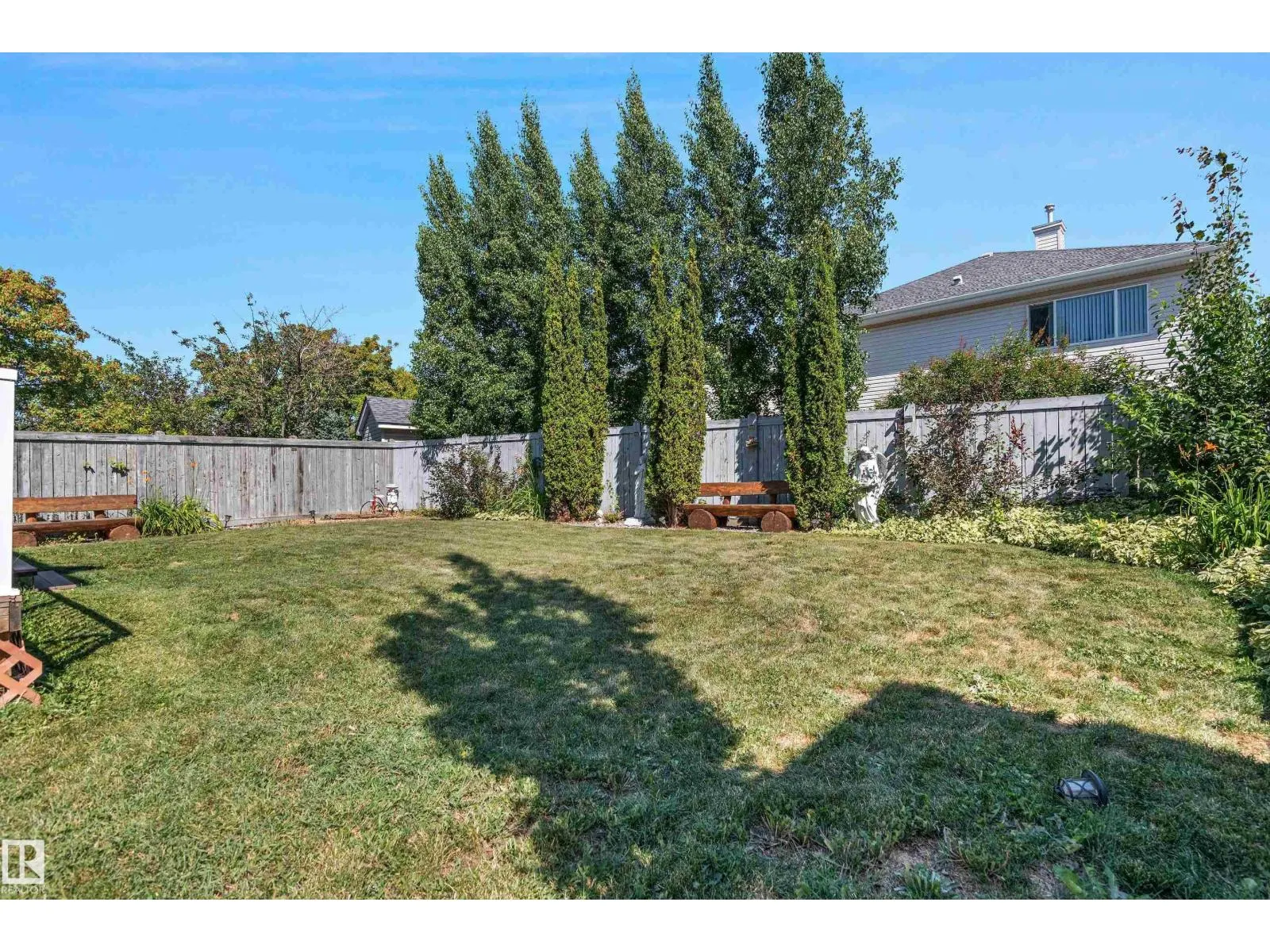 356 CALDERON CR NW