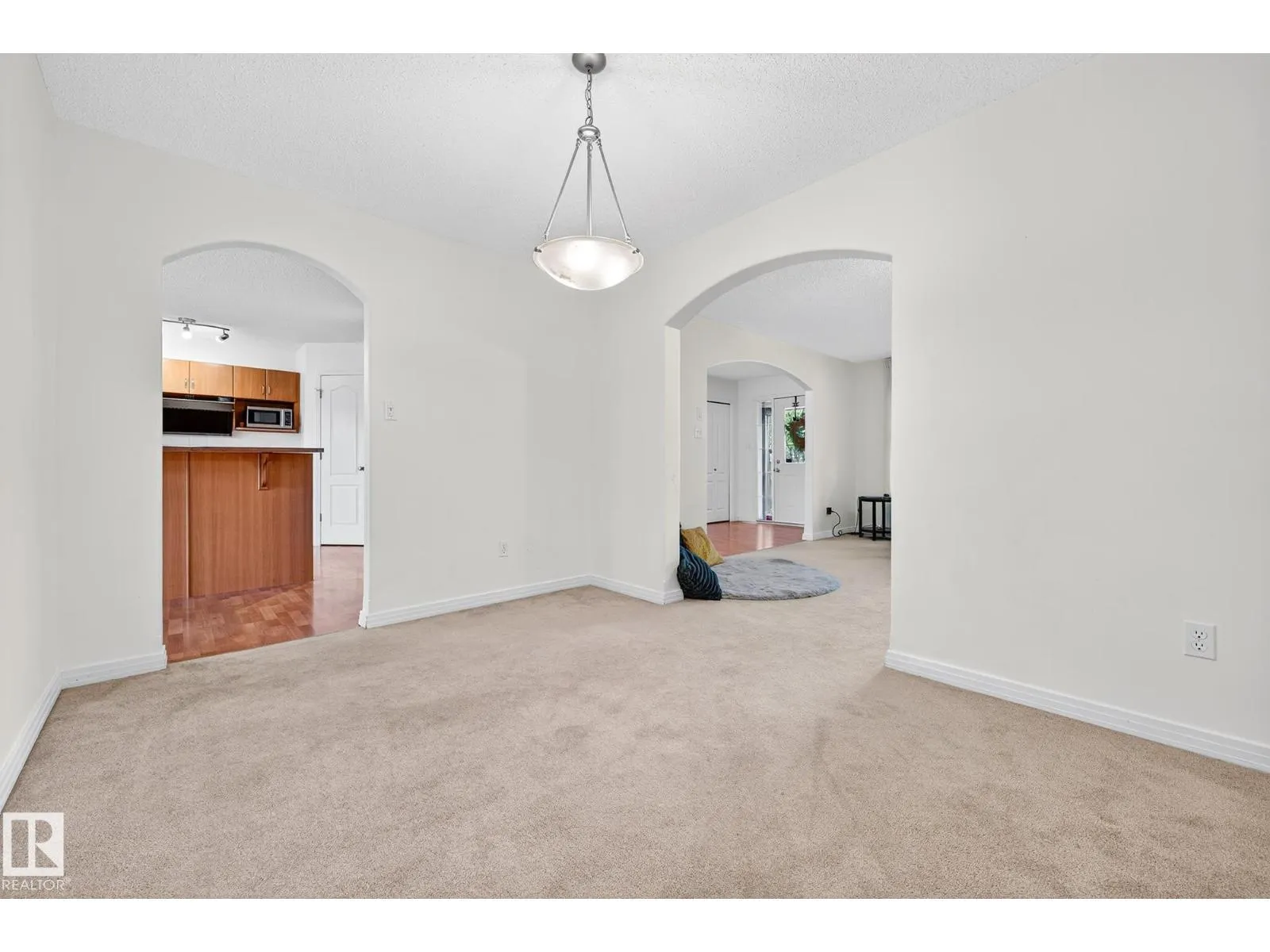 2626 TAYLOR GREEN NW