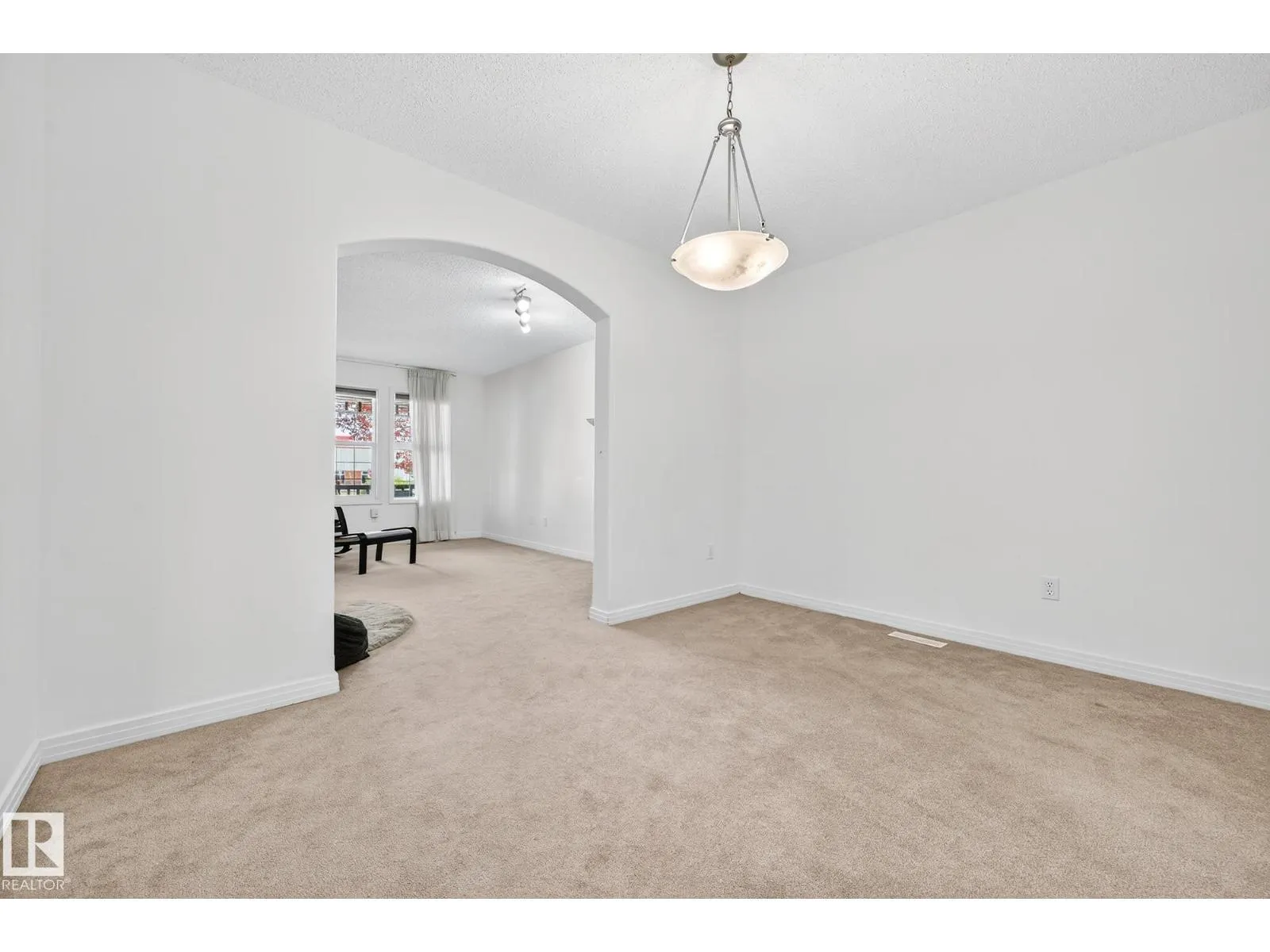 2626 TAYLOR GREEN NW