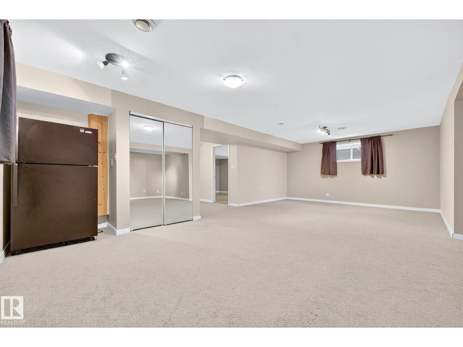 2626 TAYLOR GREEN NW