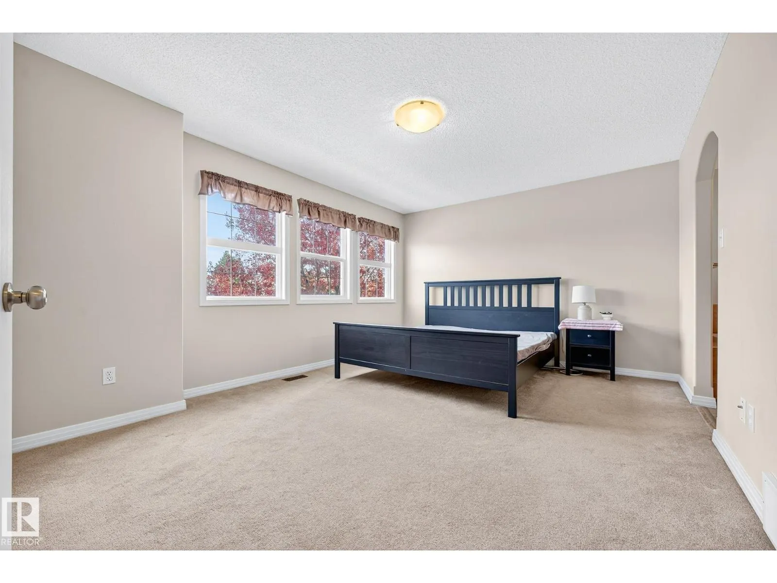 2626 TAYLOR GREEN NW