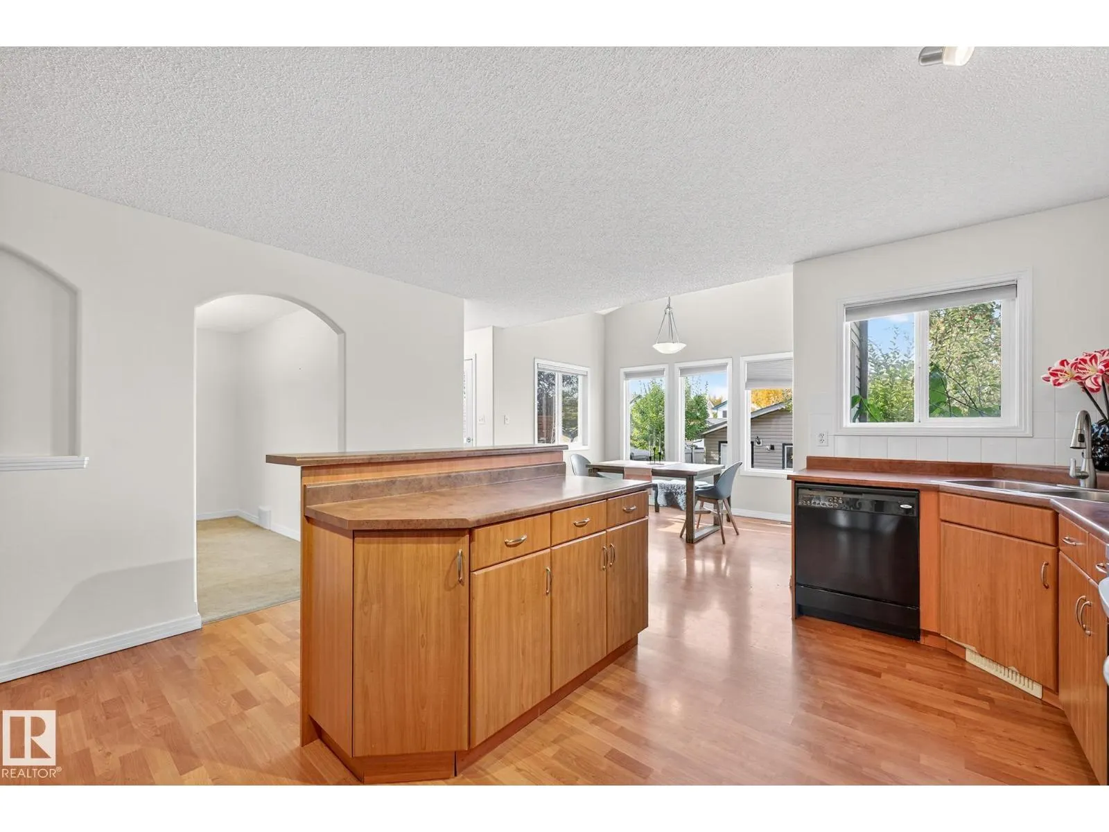2626 TAYLOR GREEN NW