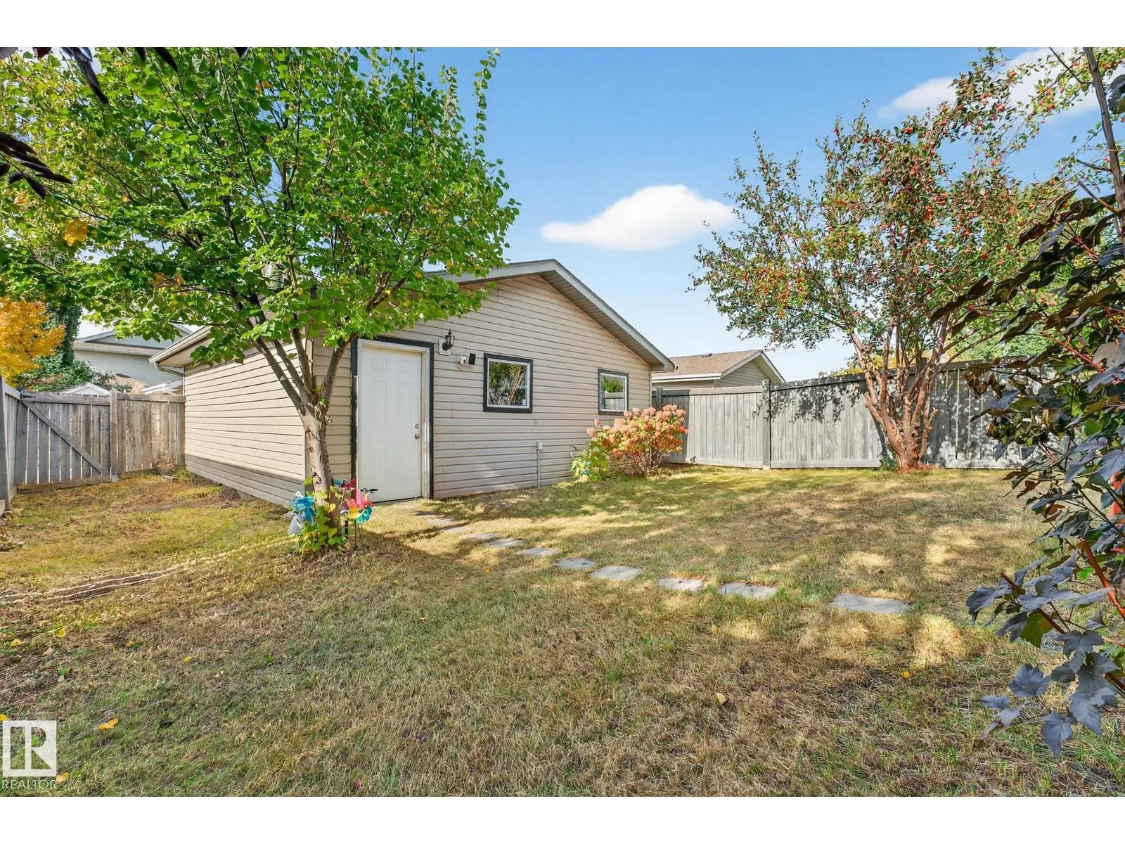 2626 TAYLOR GREEN NW
