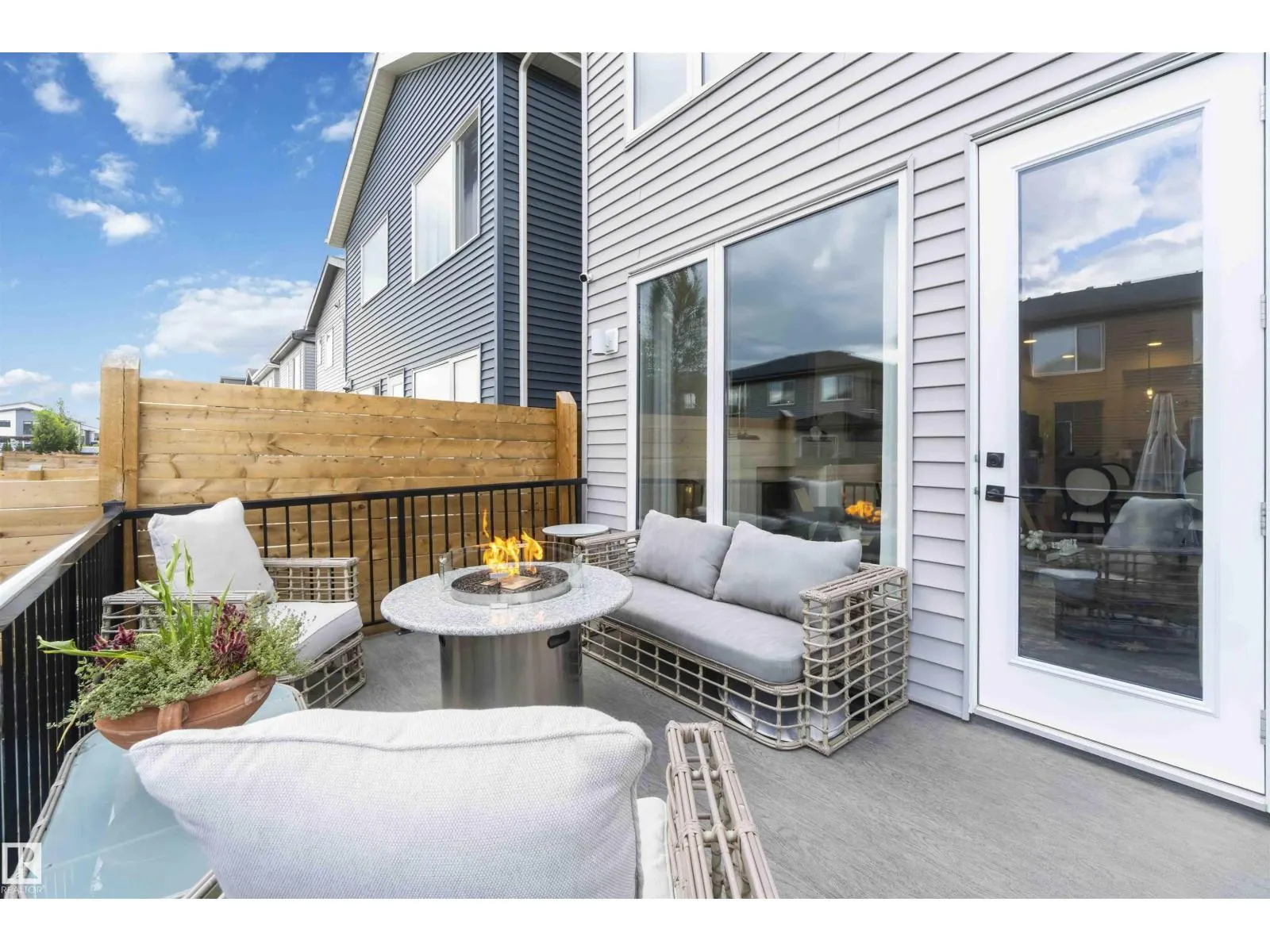 3233 KULAY WY SW