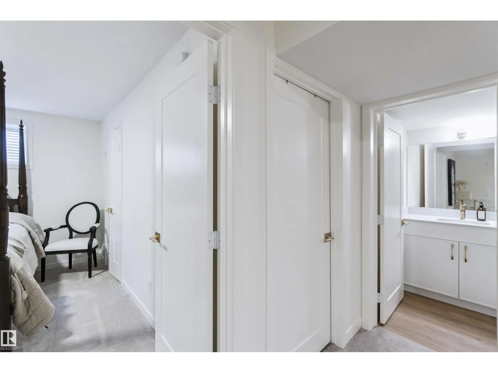 3233 KULAY WY SW
