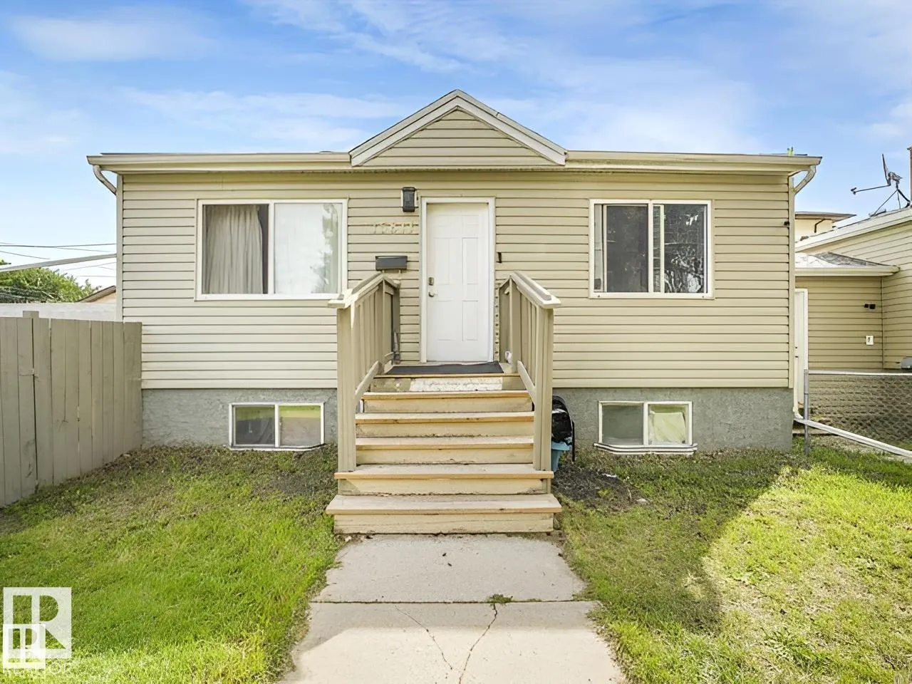 10345 159 ST NW