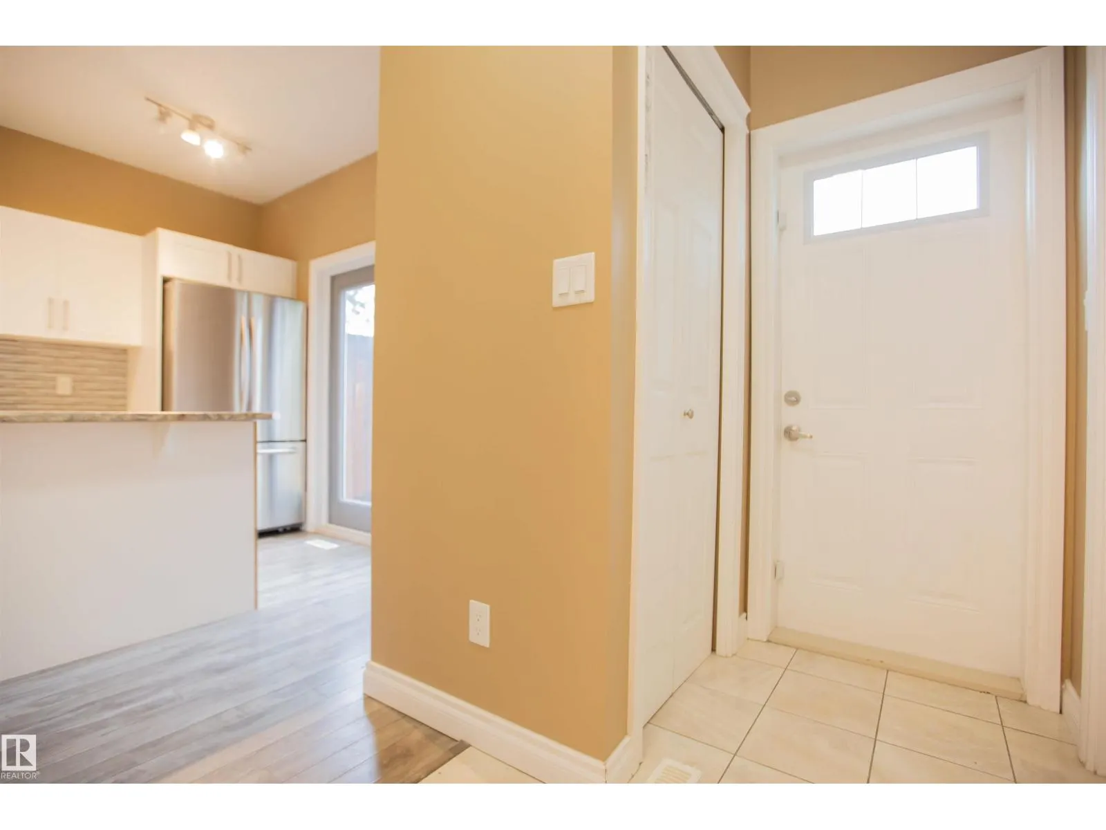 11213 125 ST NW